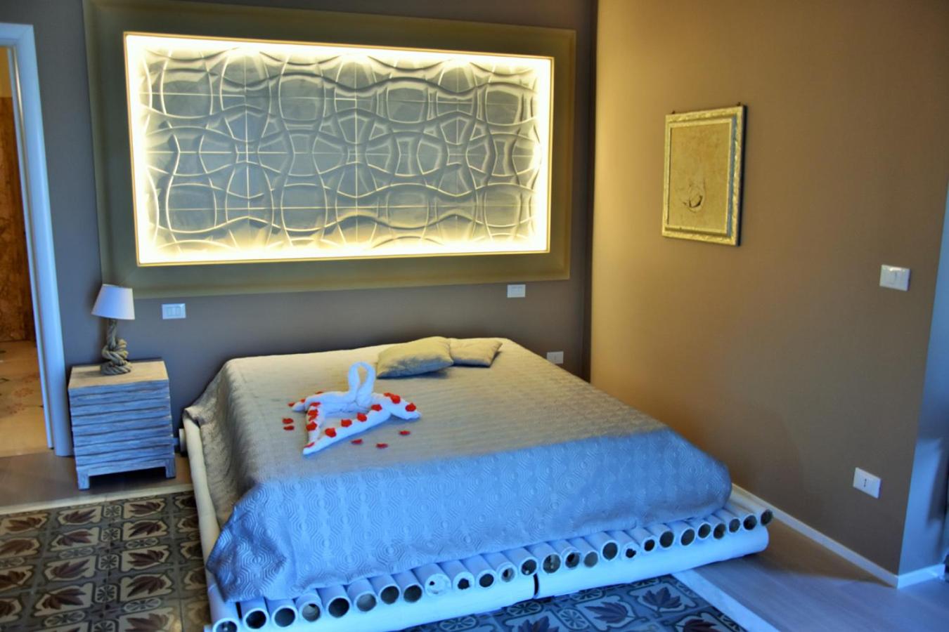 Deluxe Double Room - Photo 5