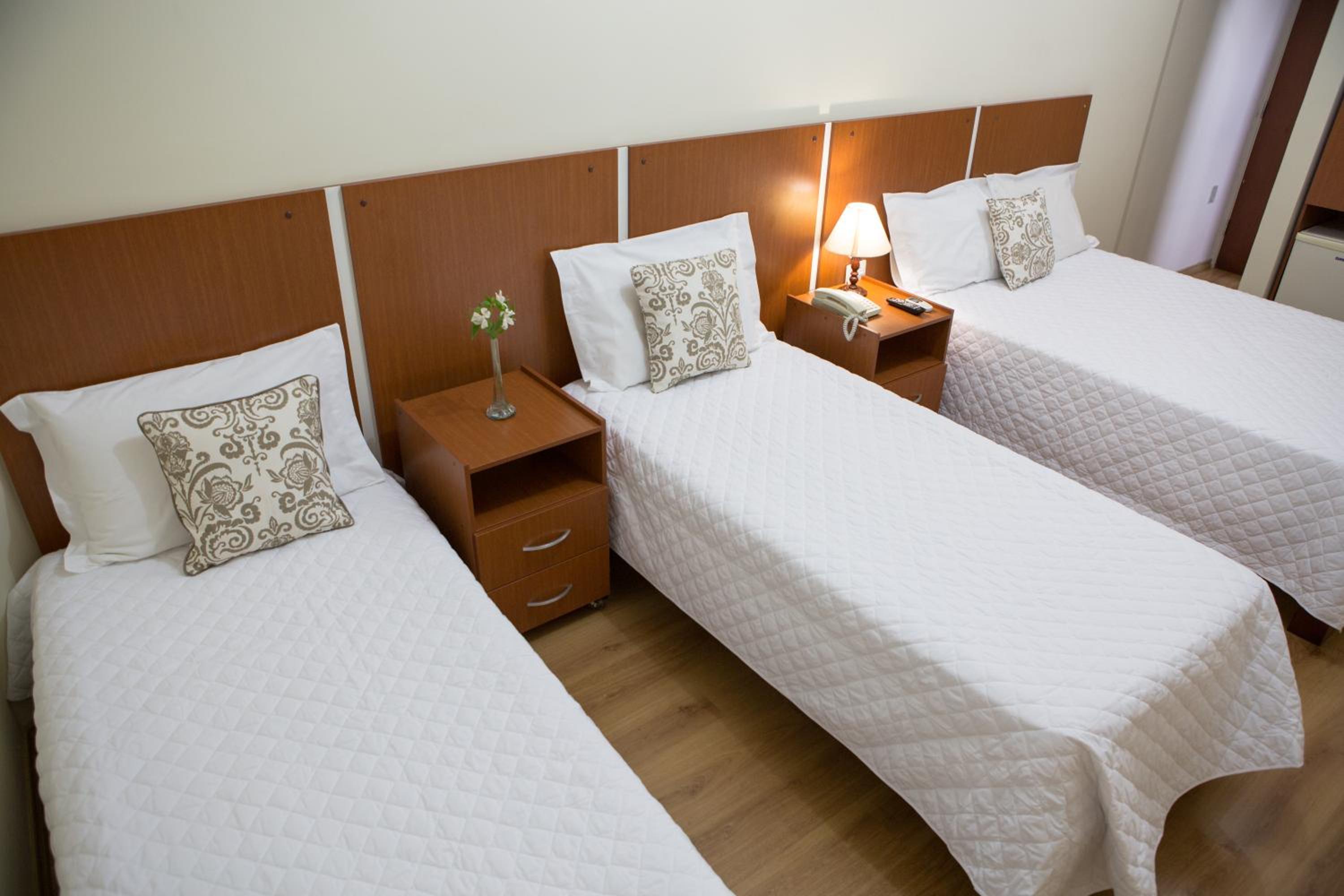 Triple Room with Double Bed photo 3