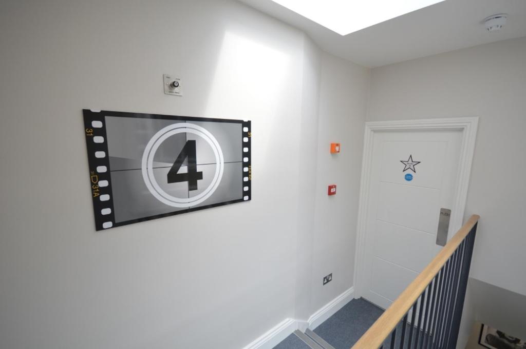 Two-Bedroom Apartment (4th Floor - H) photo 3