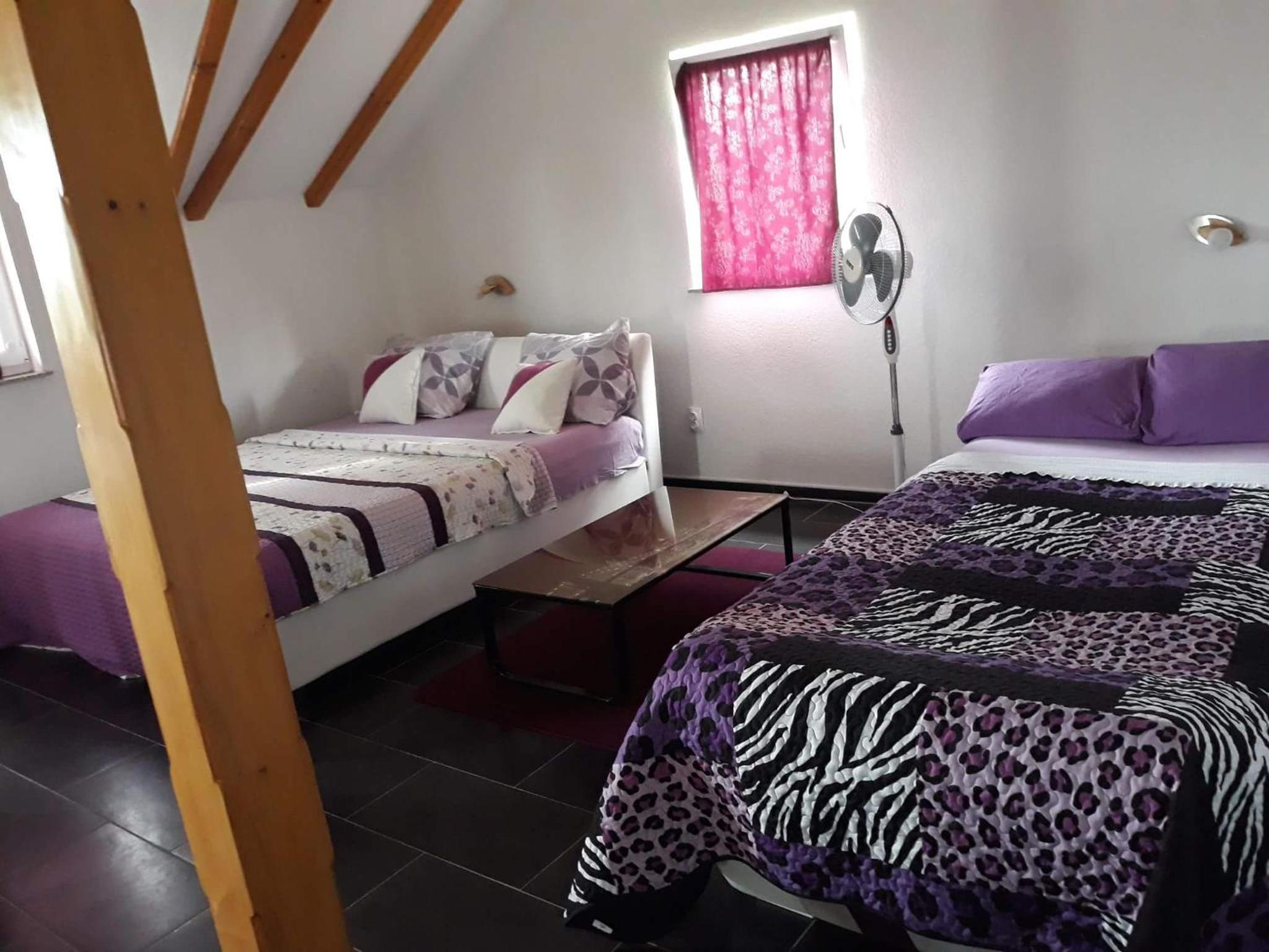 Studio Apartment with Terrace