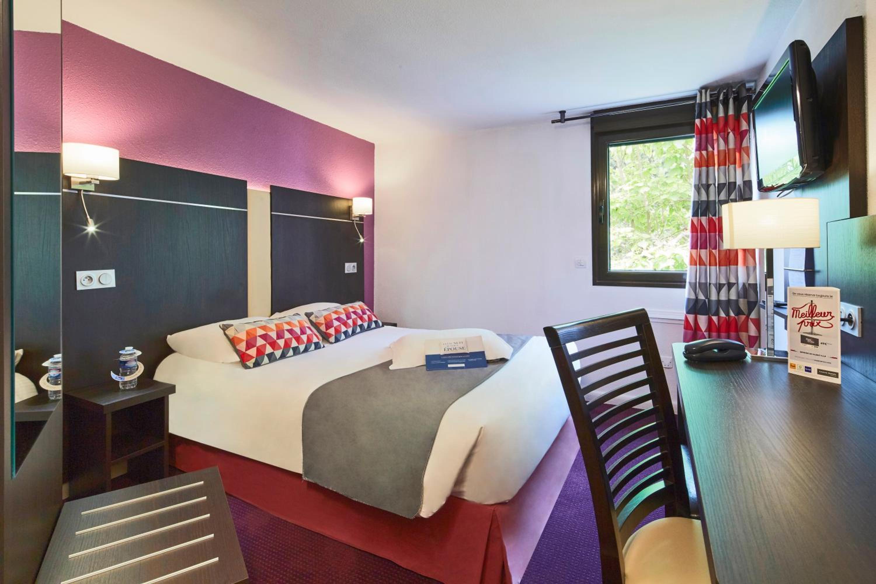 Double Room - Photo 3