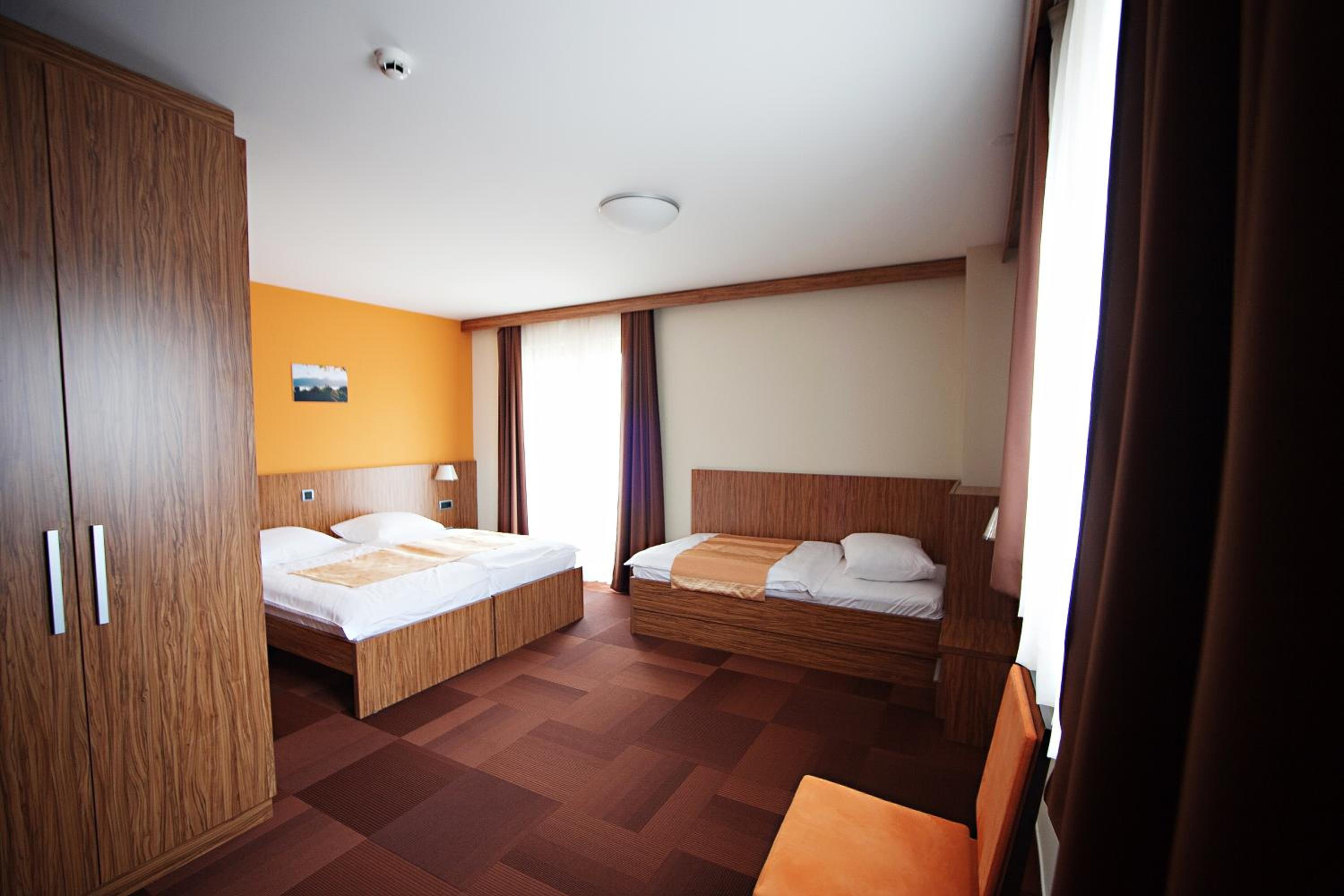 Quadruple Room photo 2