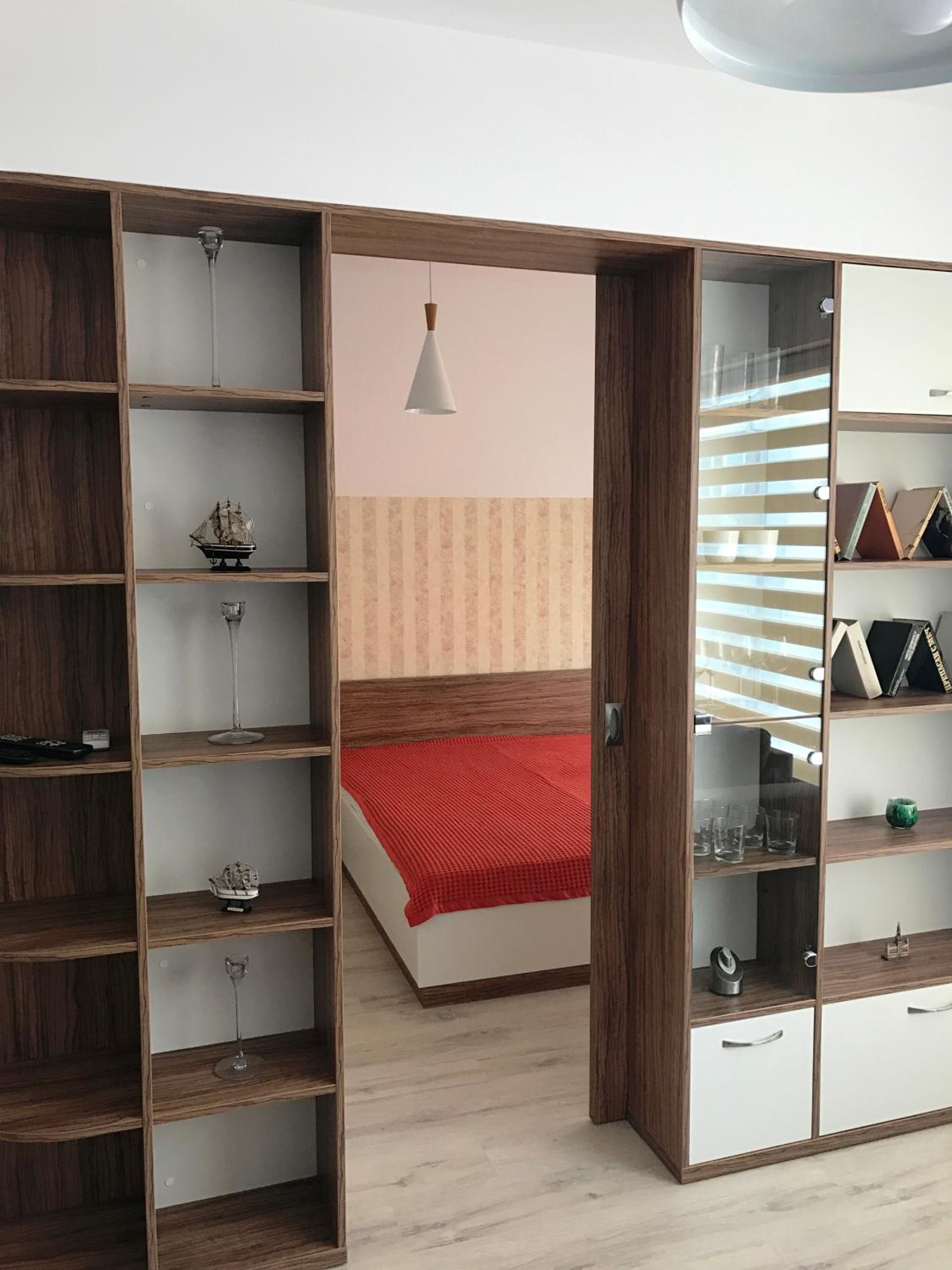 One-Bedroom Apartment - Photo 13
