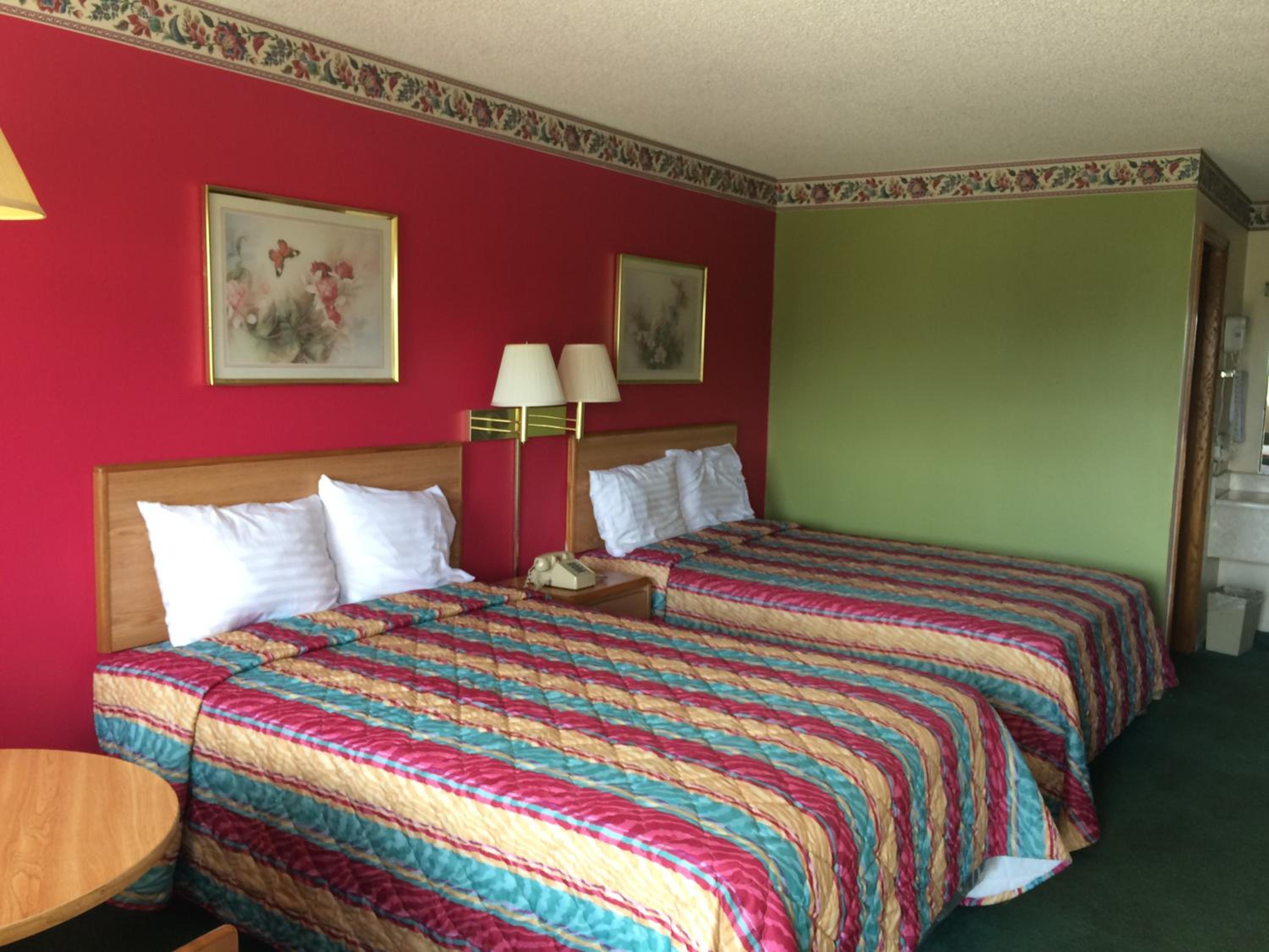 Double Room with Two Double Beds - Disability Access photo 1