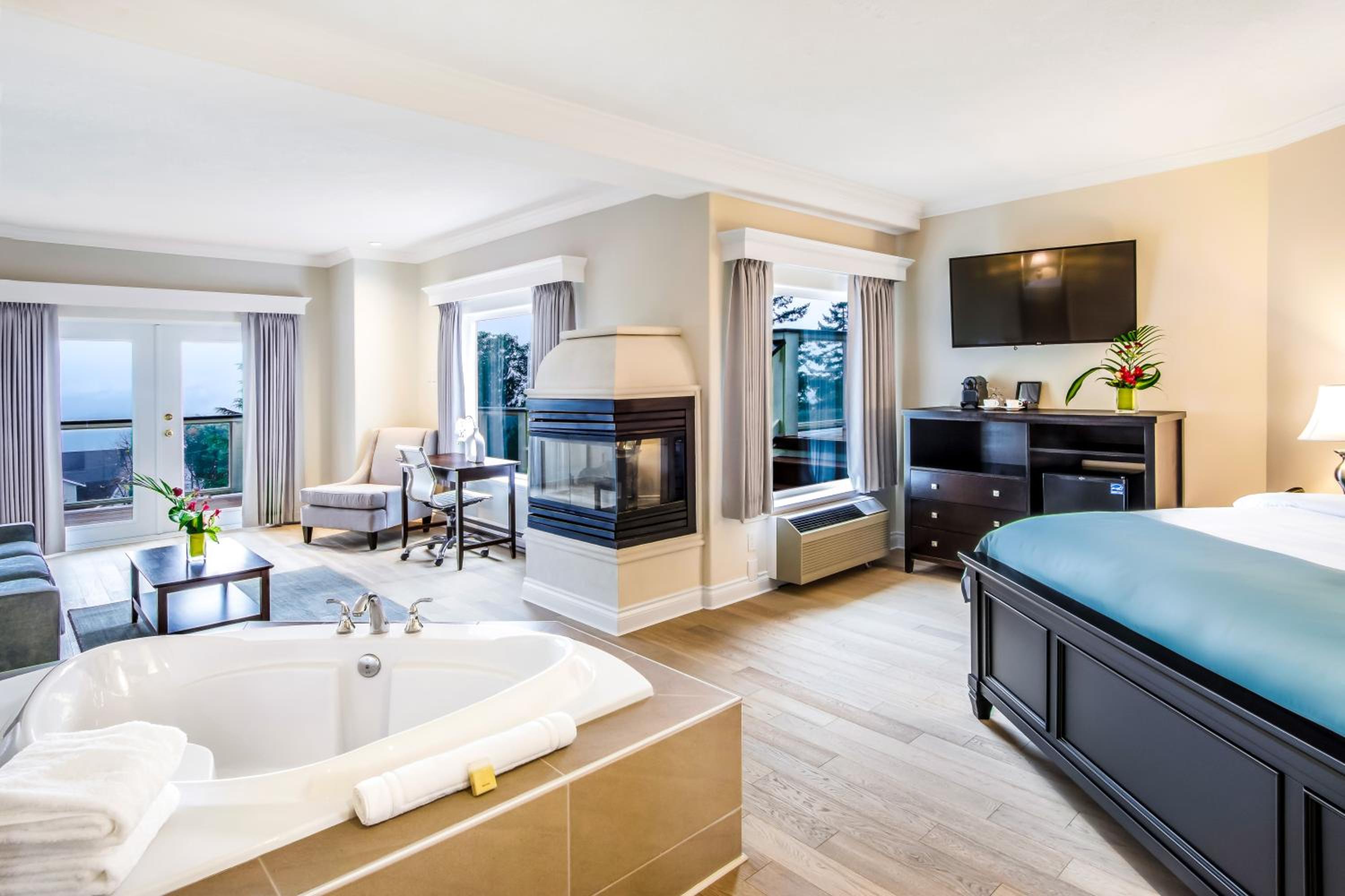 Superior Suite photo 2