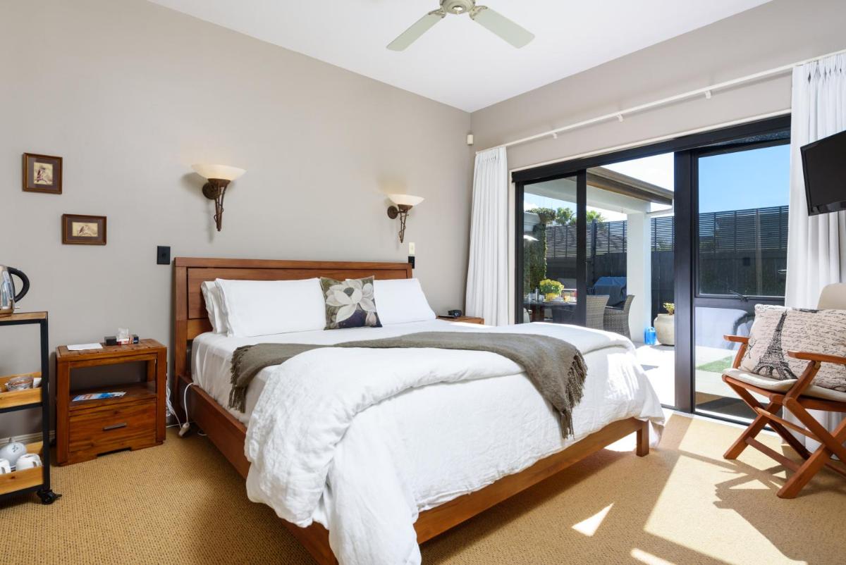Superior King Suite photo 1