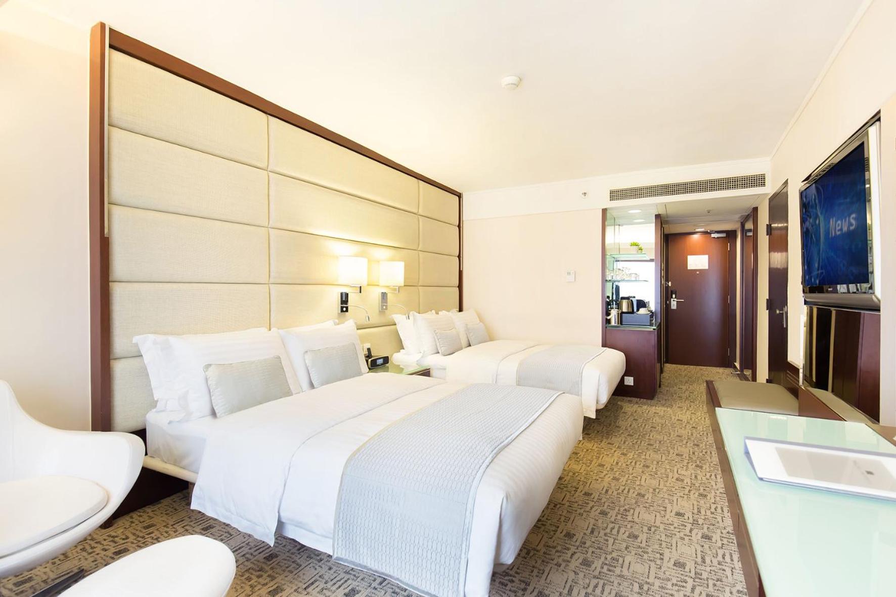 Club Premier Room