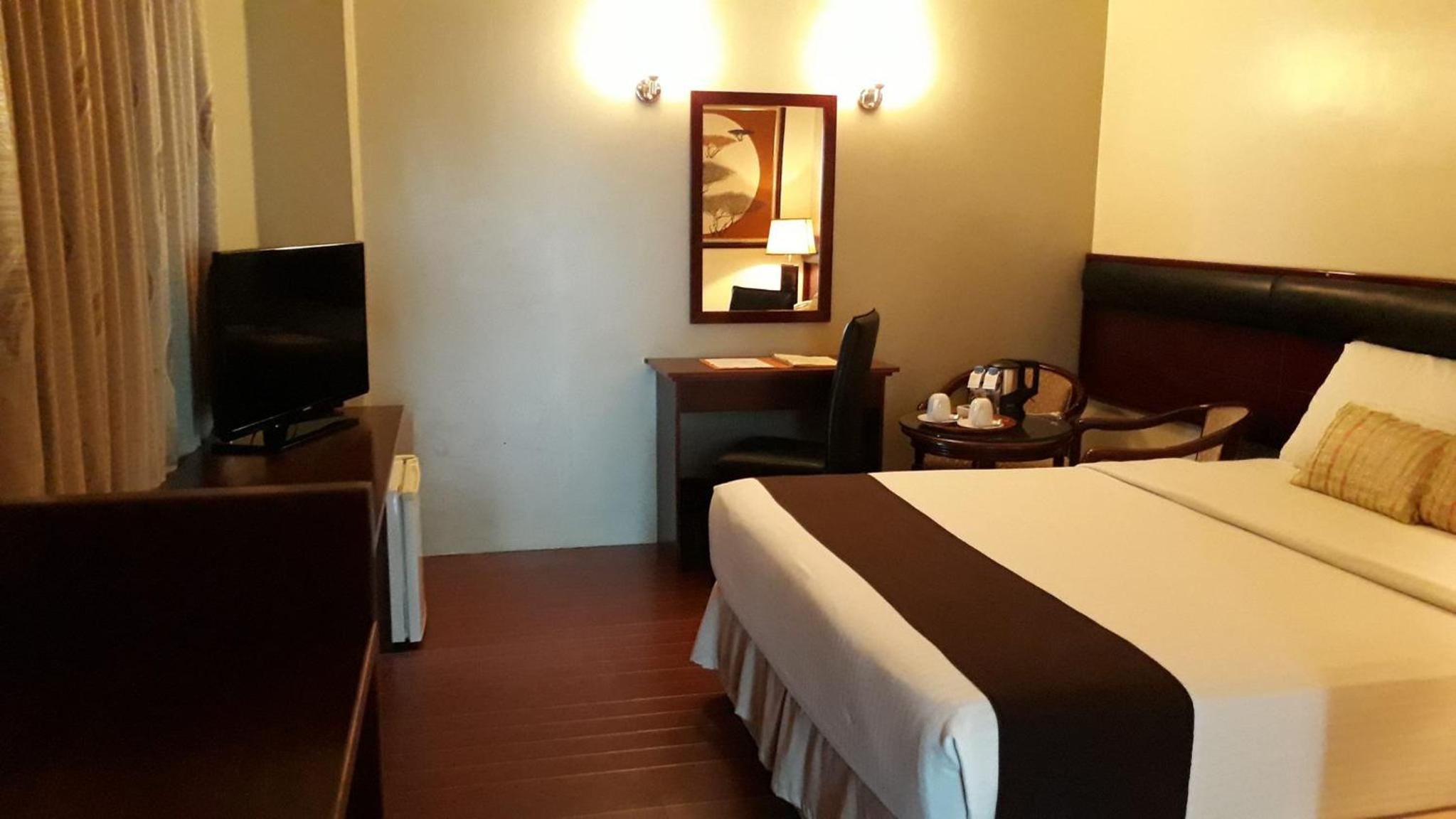 Executive King Room - Photo 4