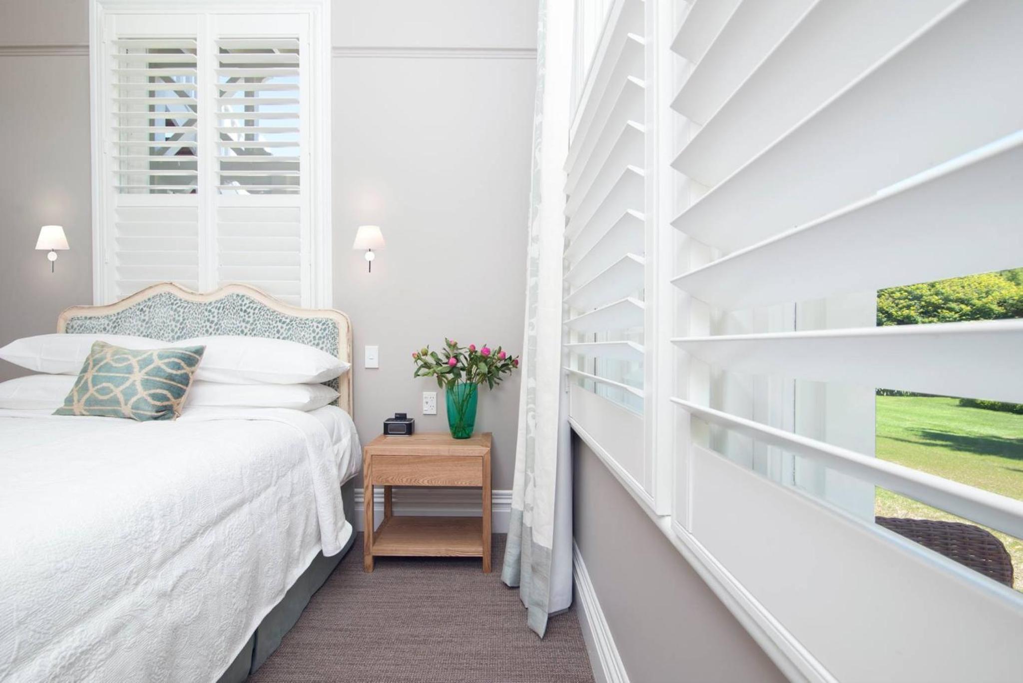 Queen Room with Garden View photo 3