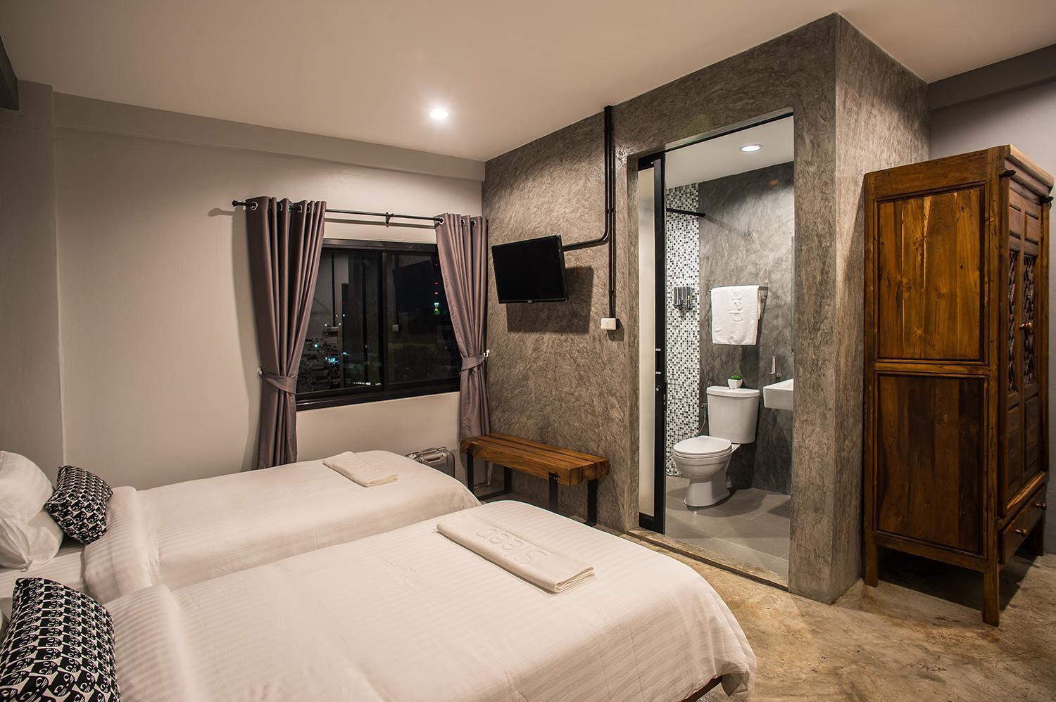 Standard Twin Room photo 3