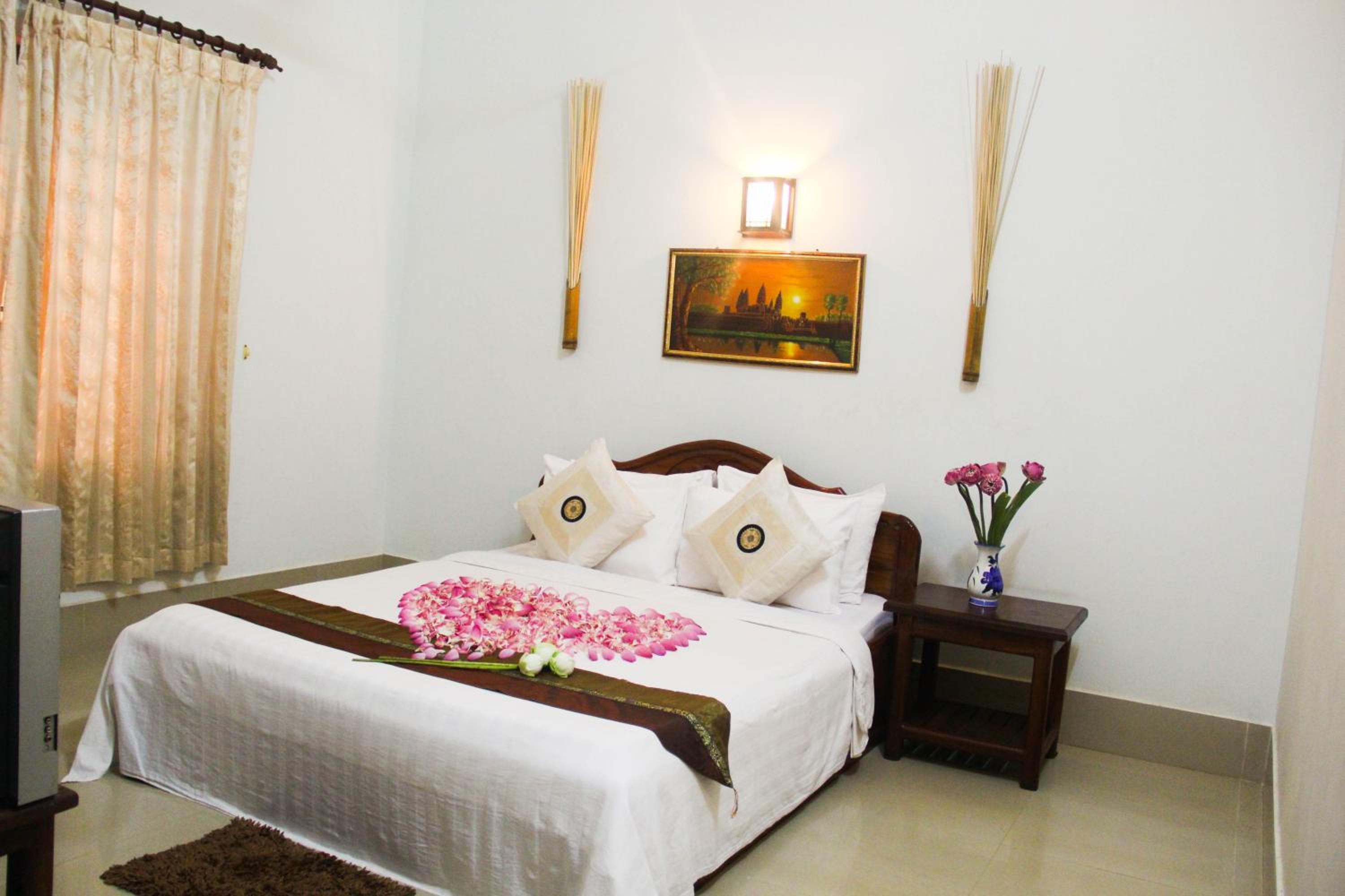 Double Room with Air Conditioning - Photo 6