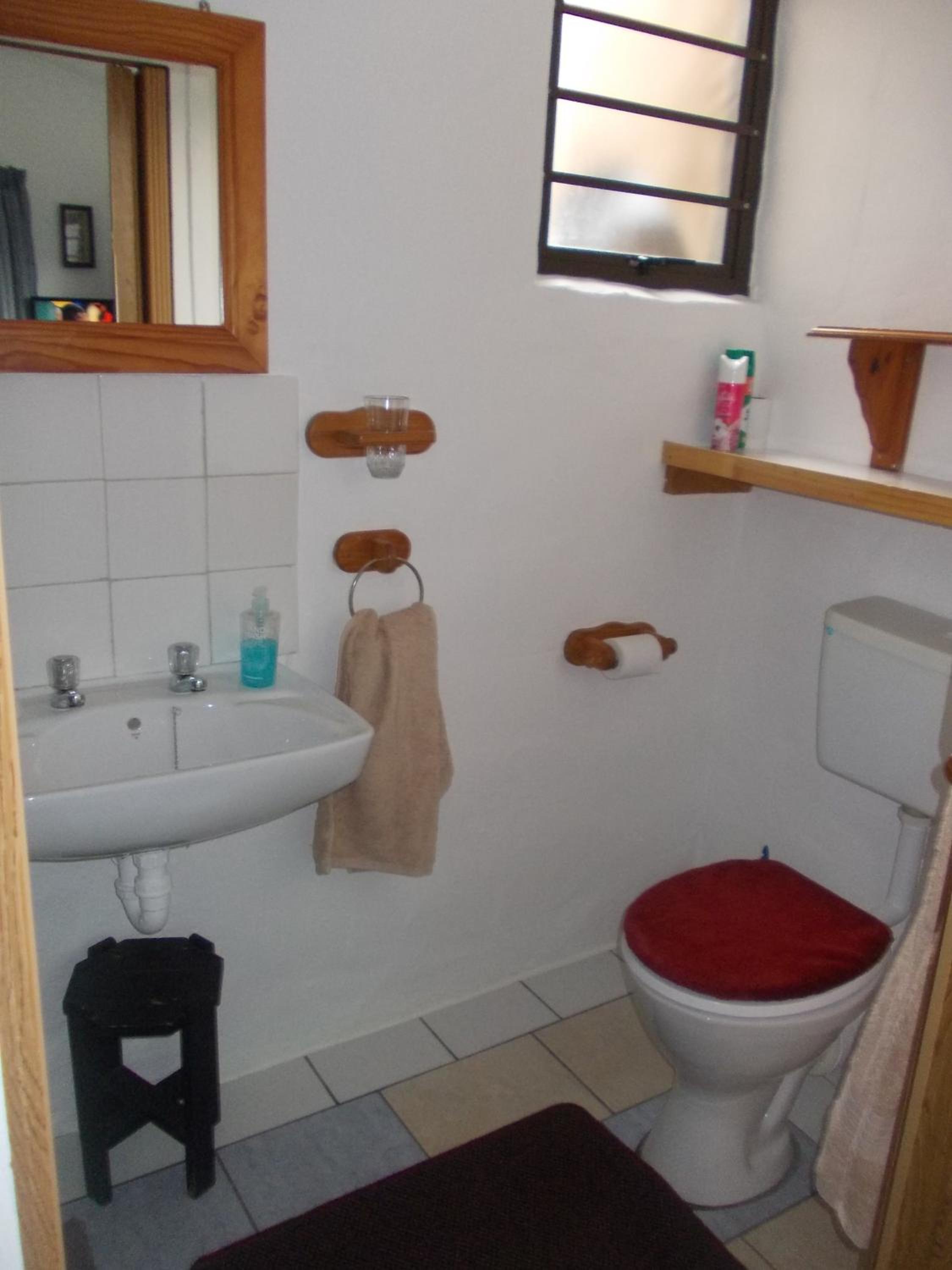 Basic Double Room photo 3