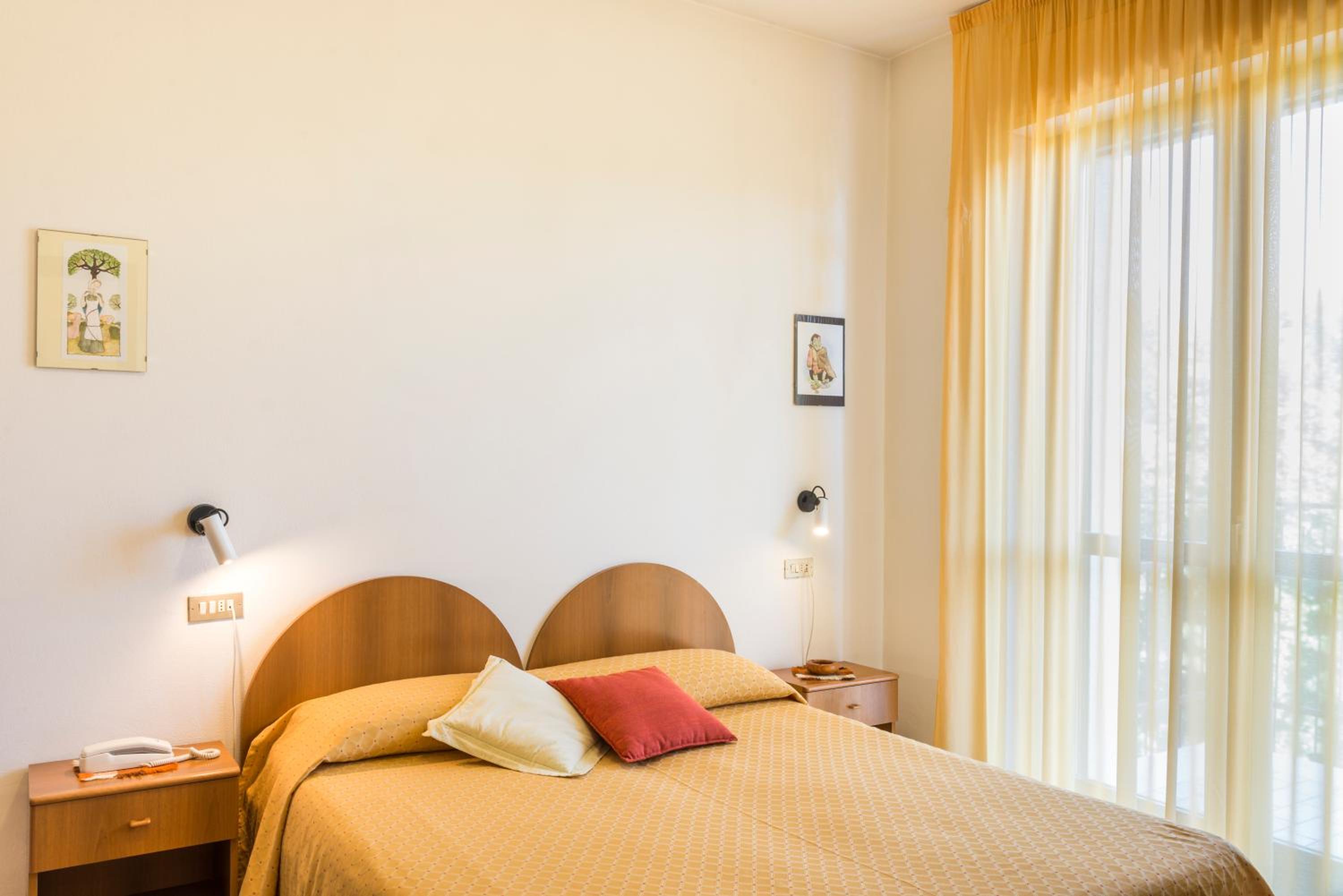 Double Room - Photo 1