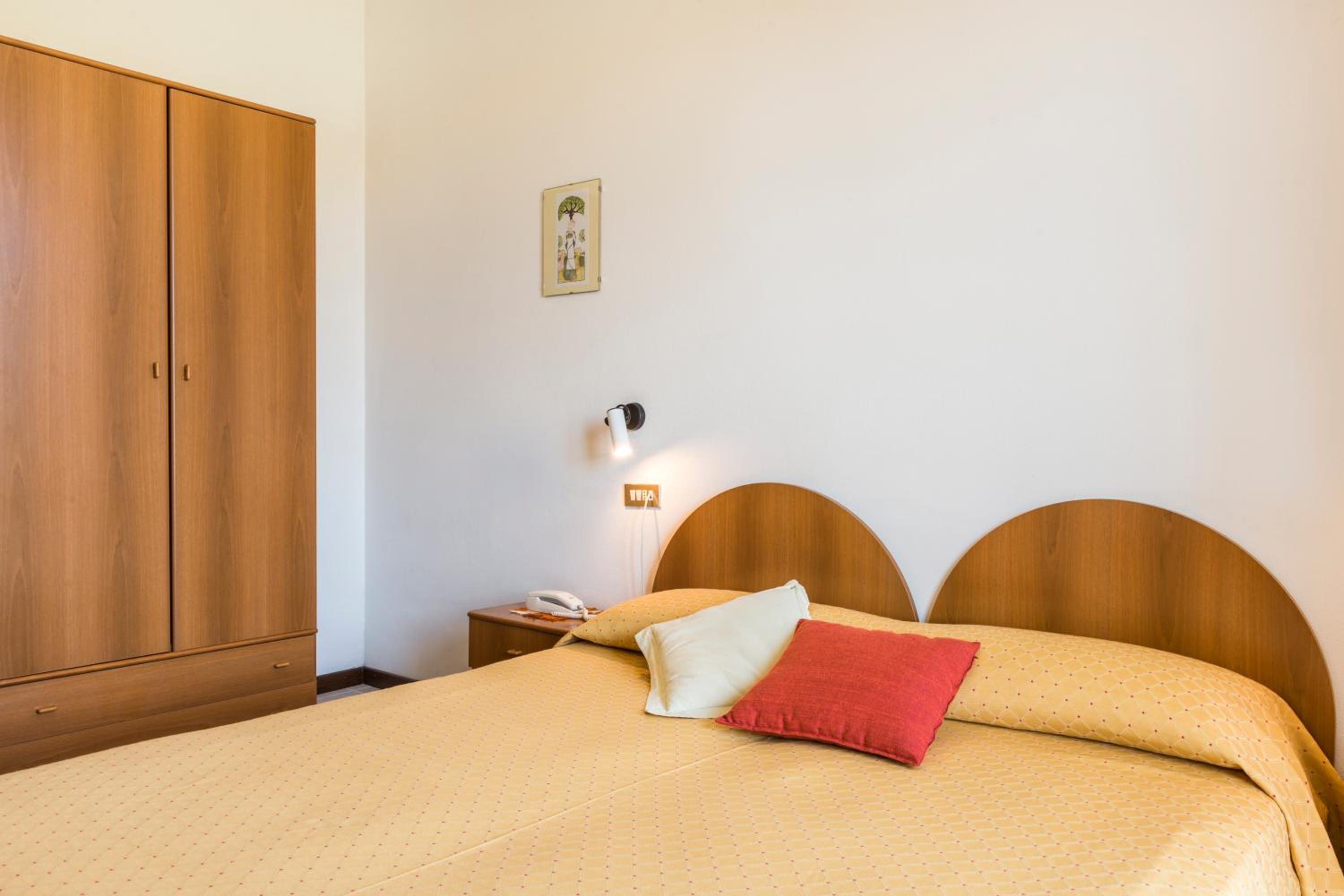 Double Room - Photo 4