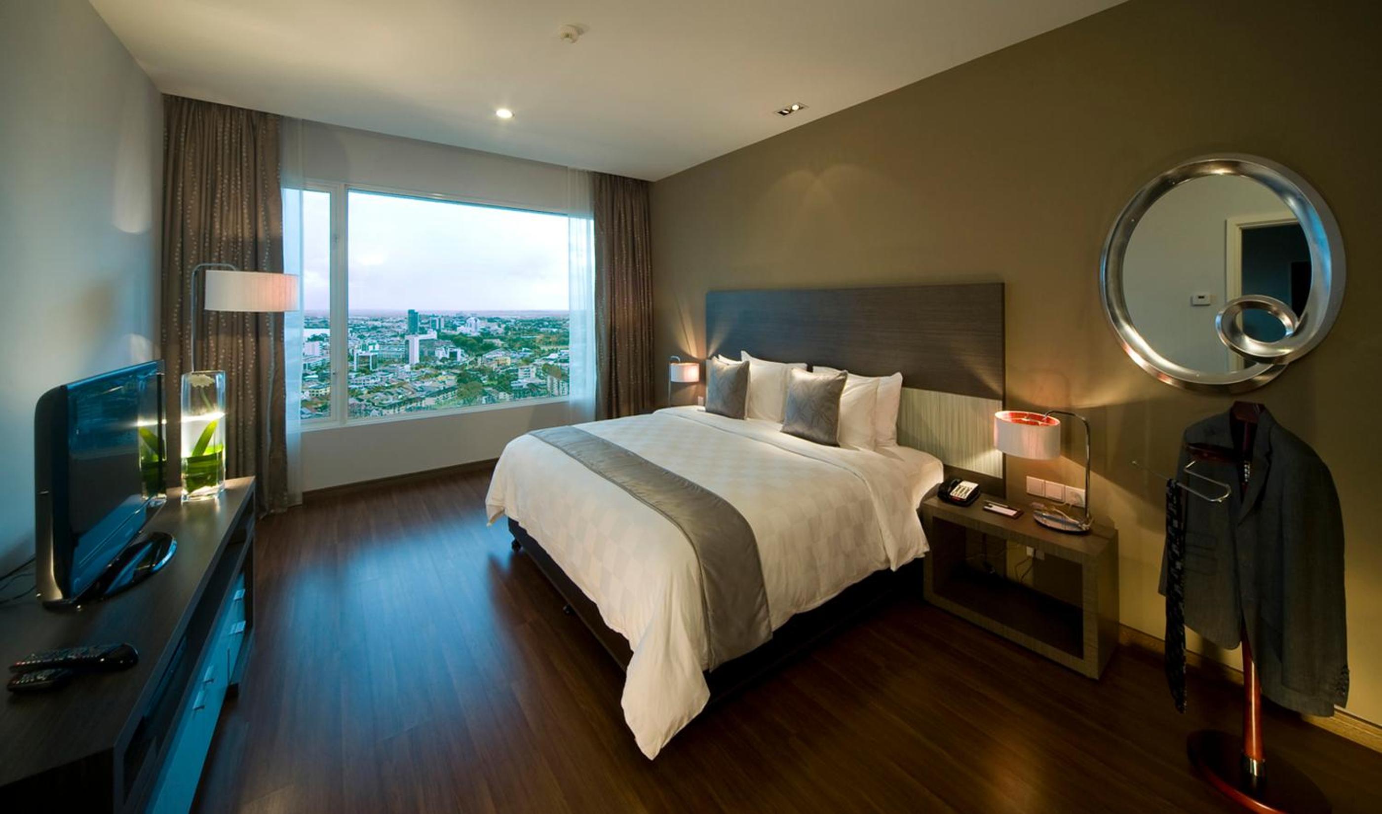 Executive King Suite with Lounge Access