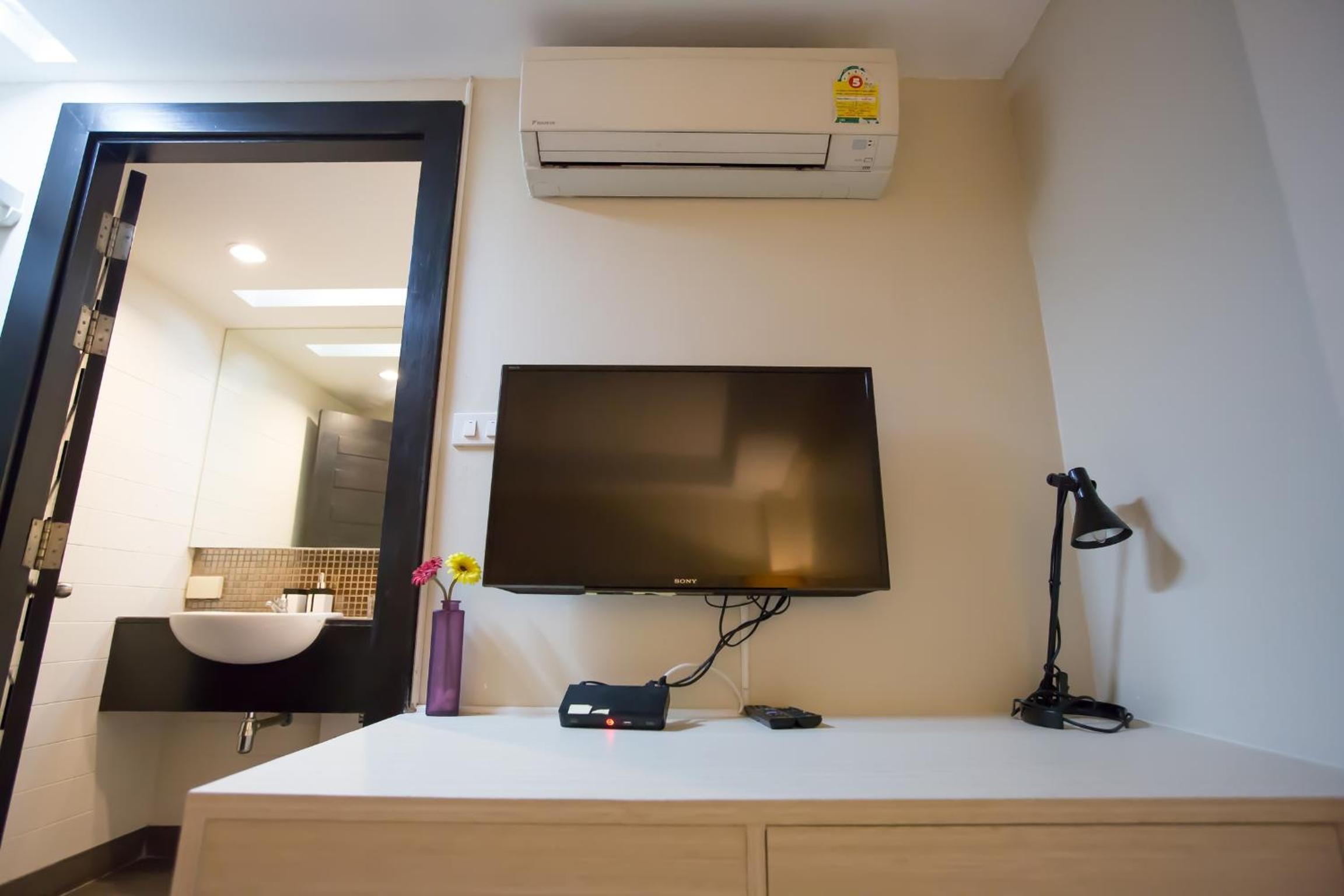 Standard Double Room photo 3