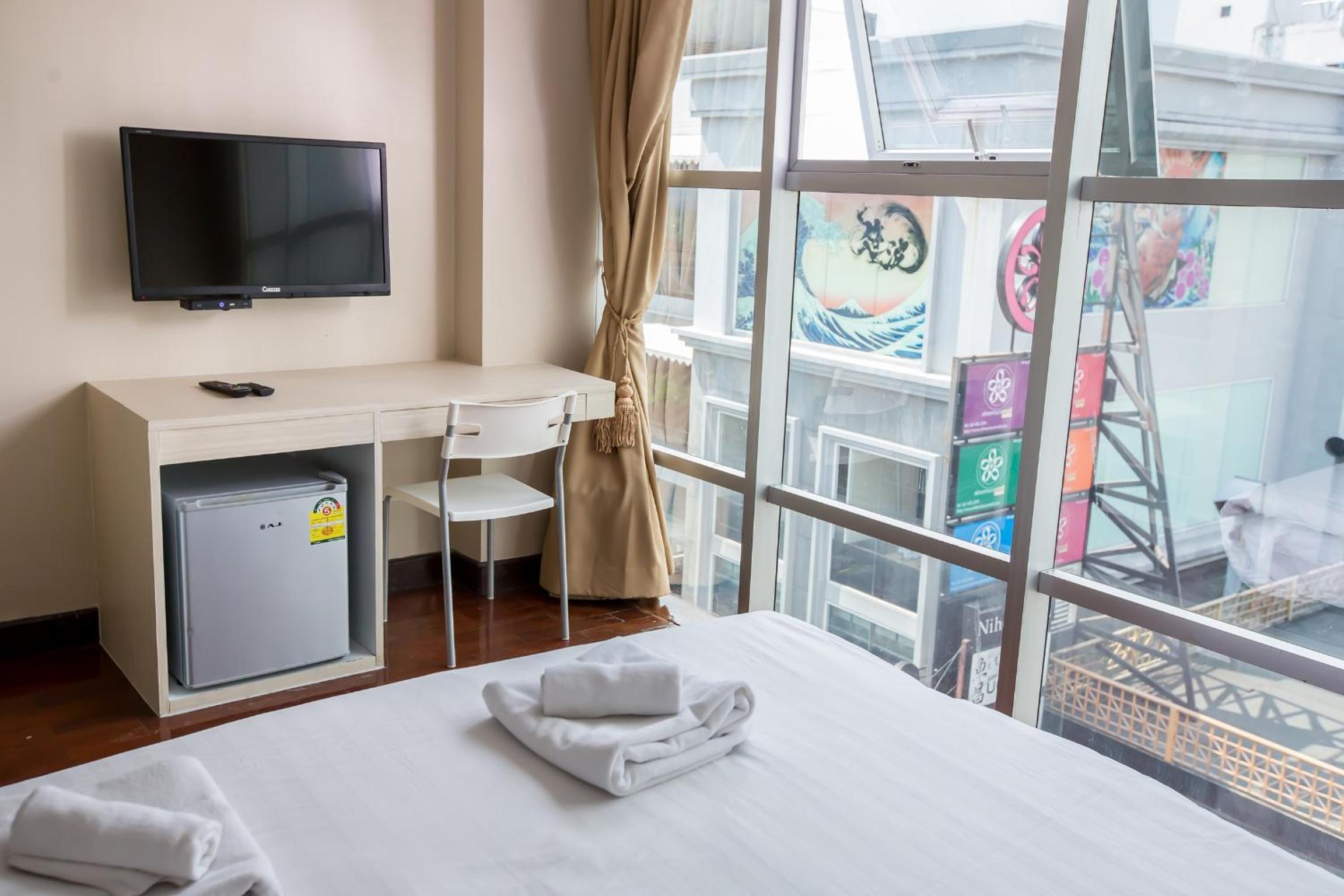 Deluxe Triple Room photo 2