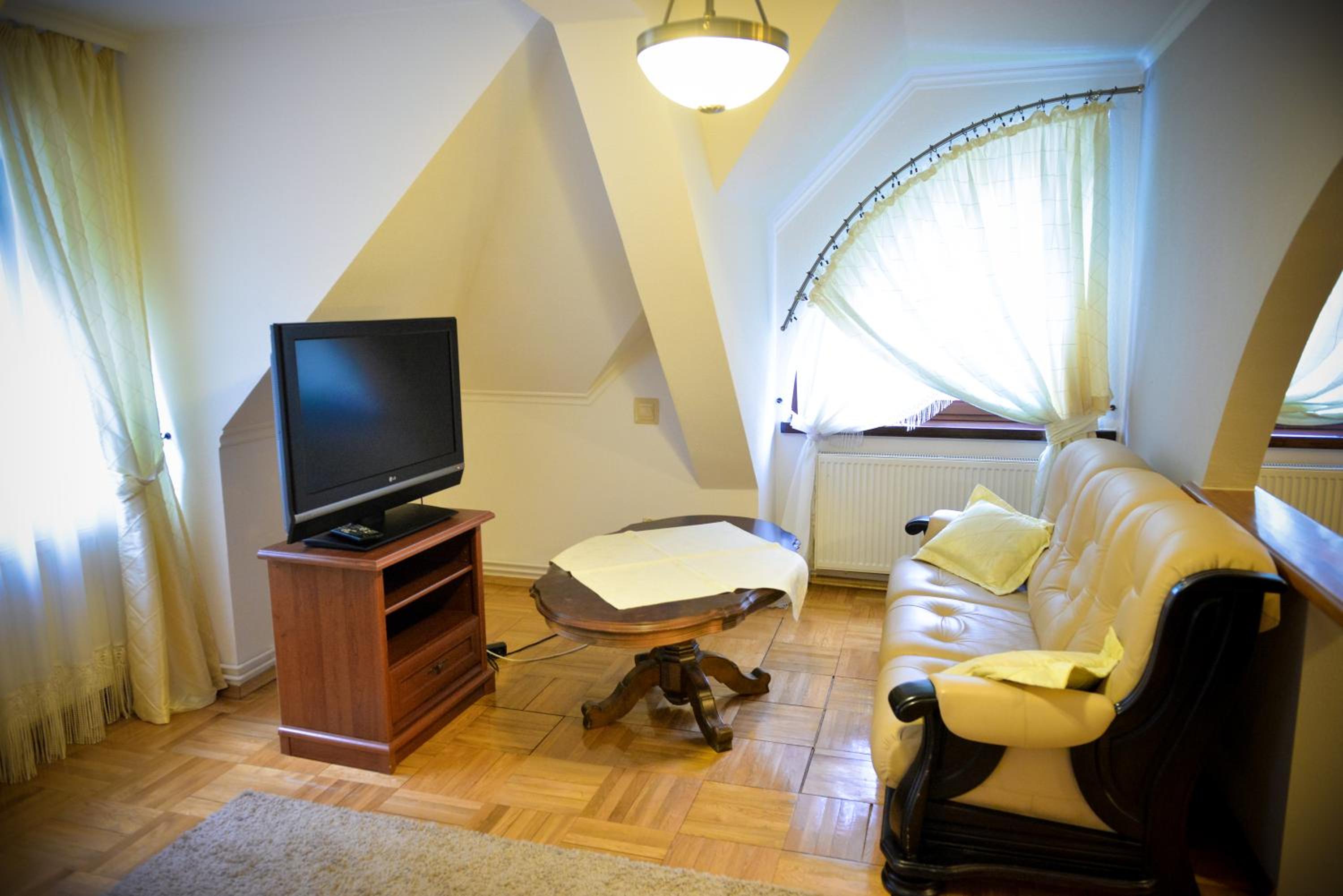 Apartment - Photo 14