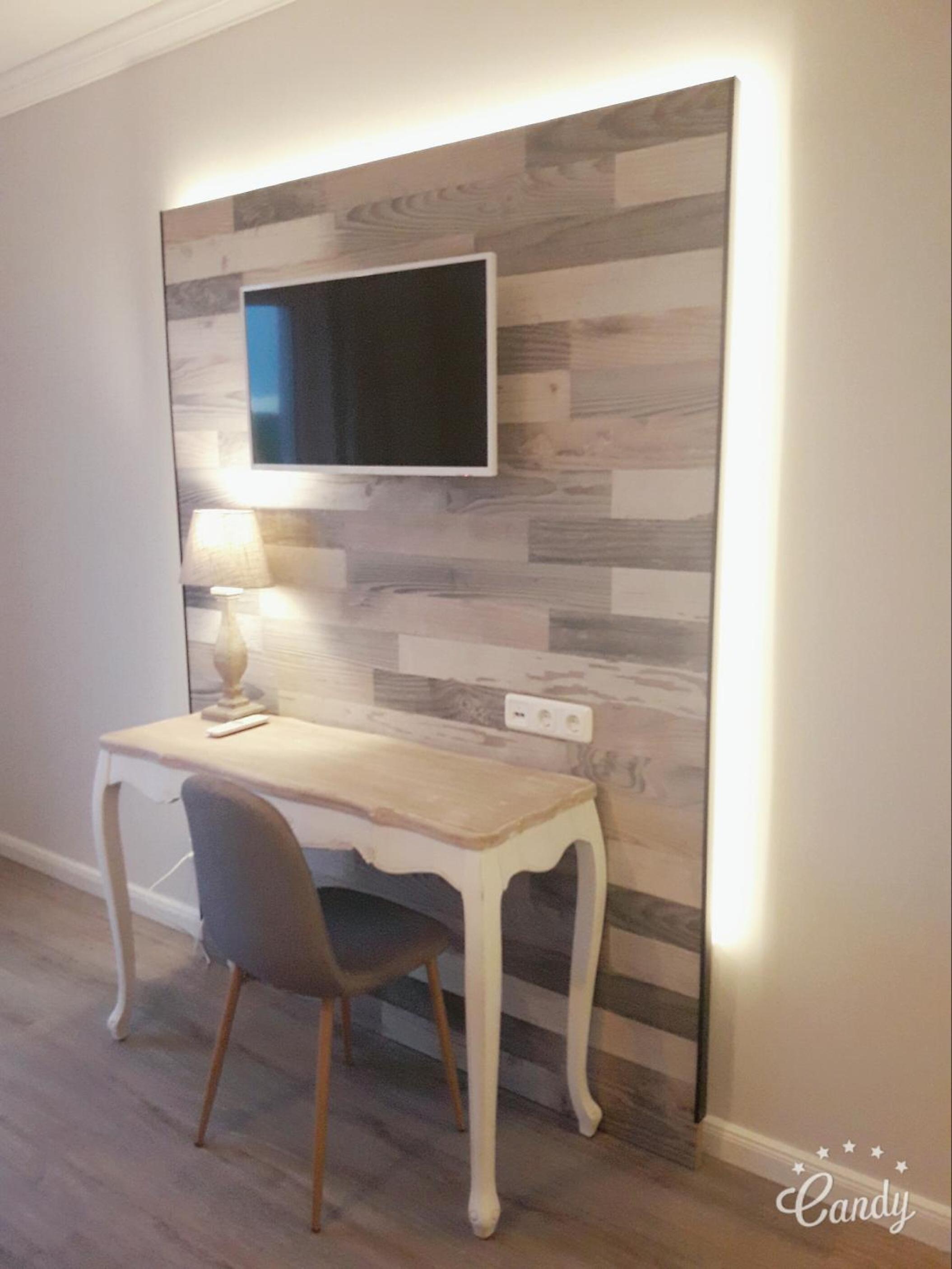 Standard Double or Twin Room - Photo 5