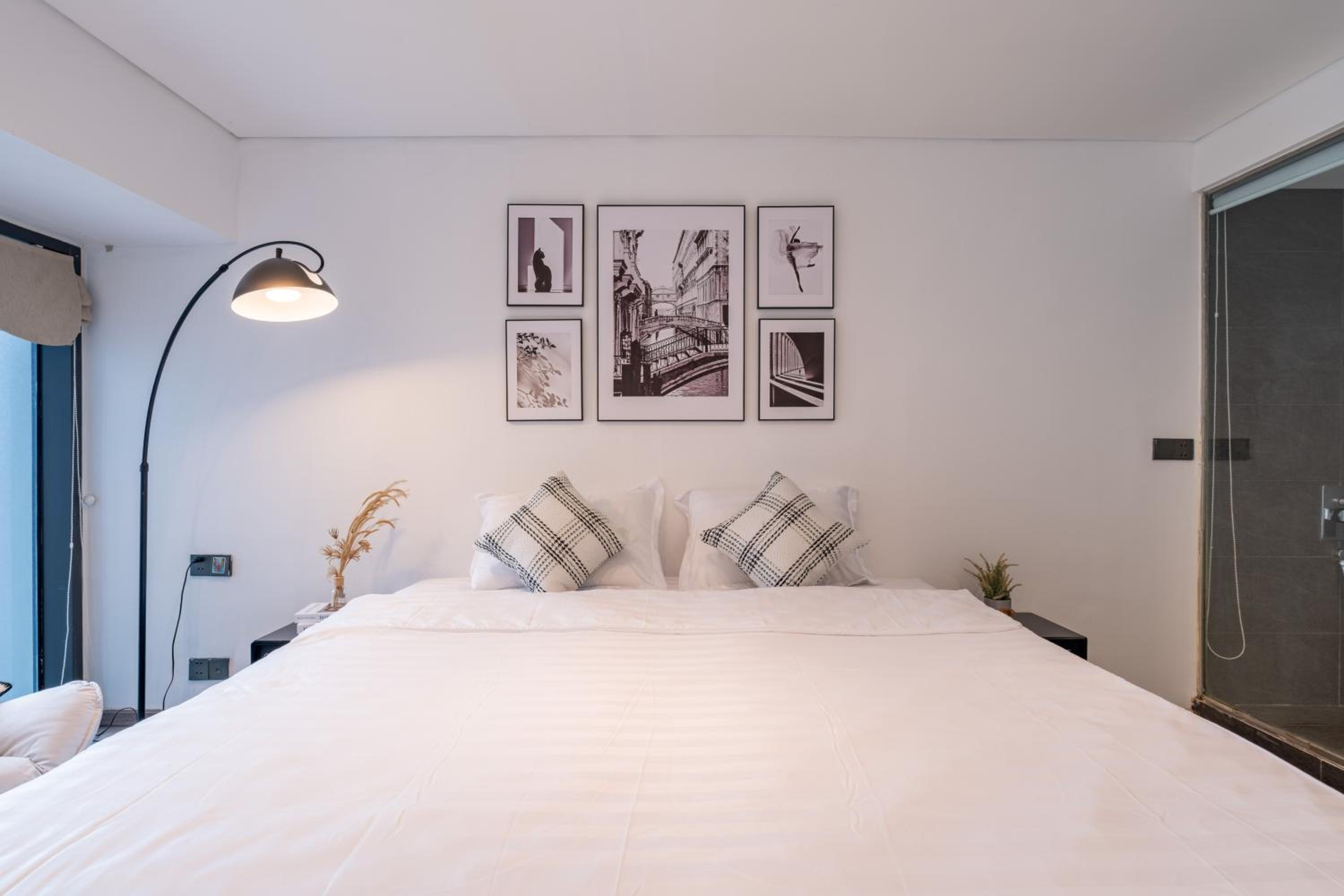 One-Bedroom Apartment with Balcony and City View
