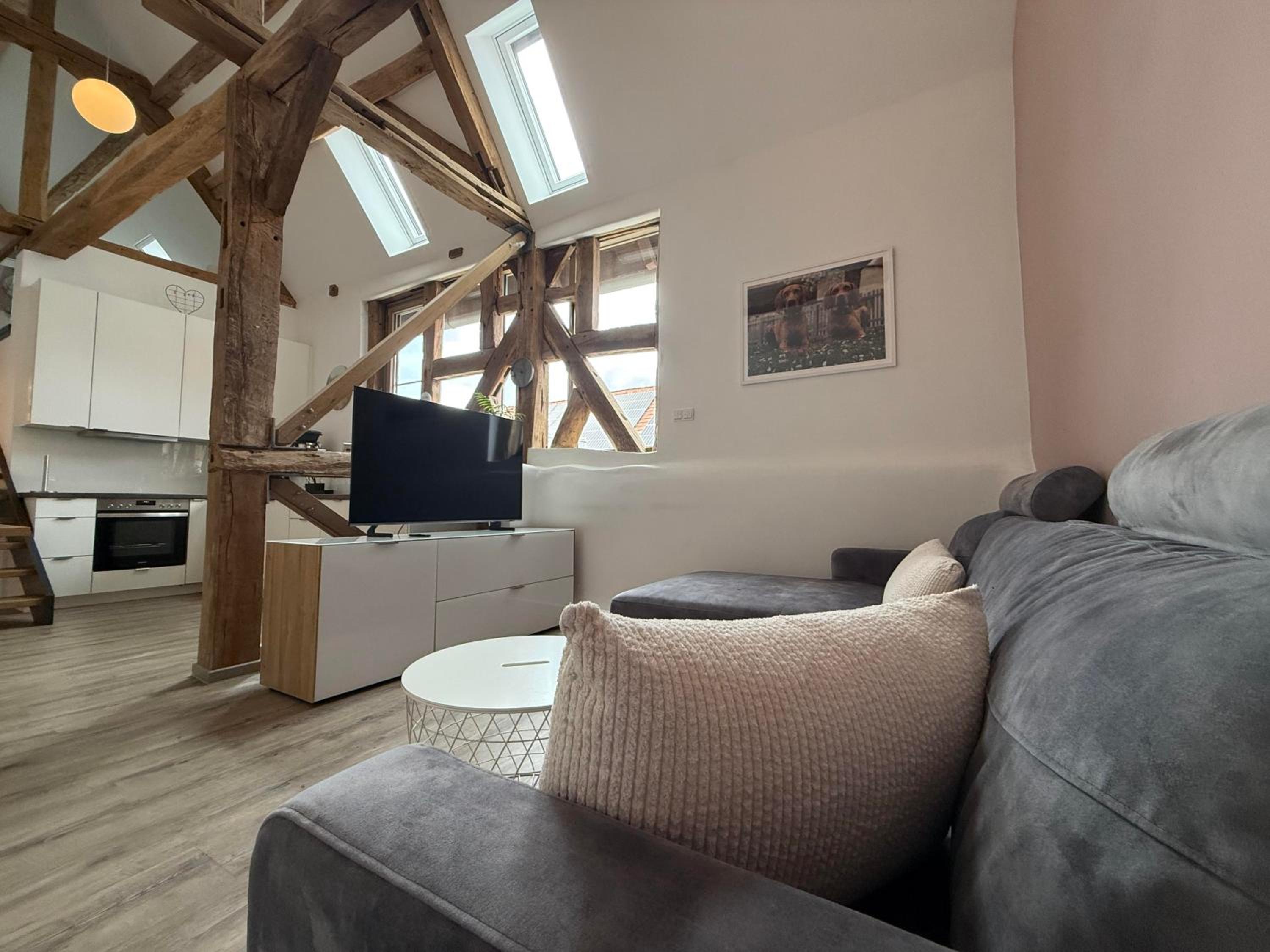 Apartment - Split Level photo 3