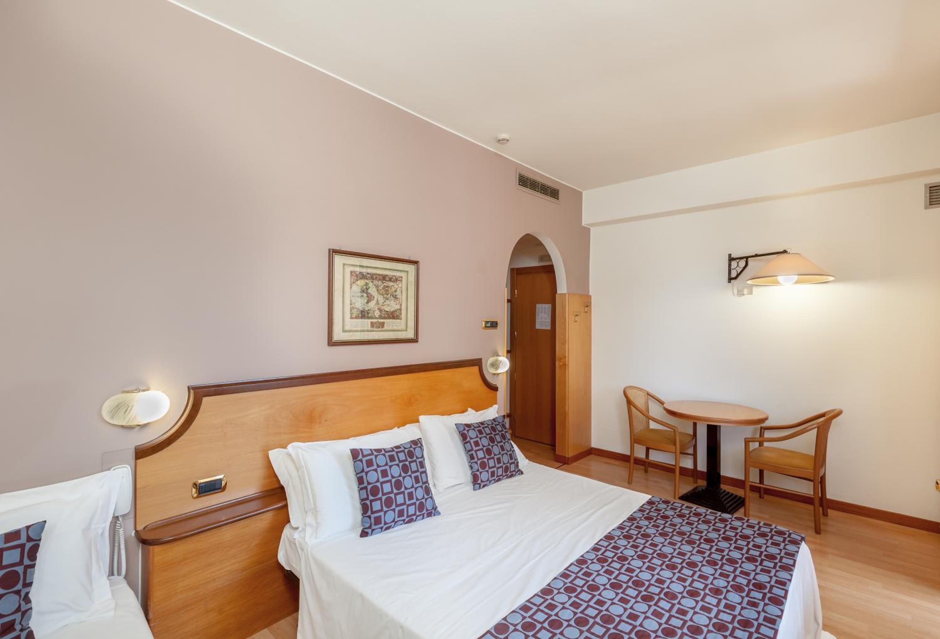 Triple Room photo 1