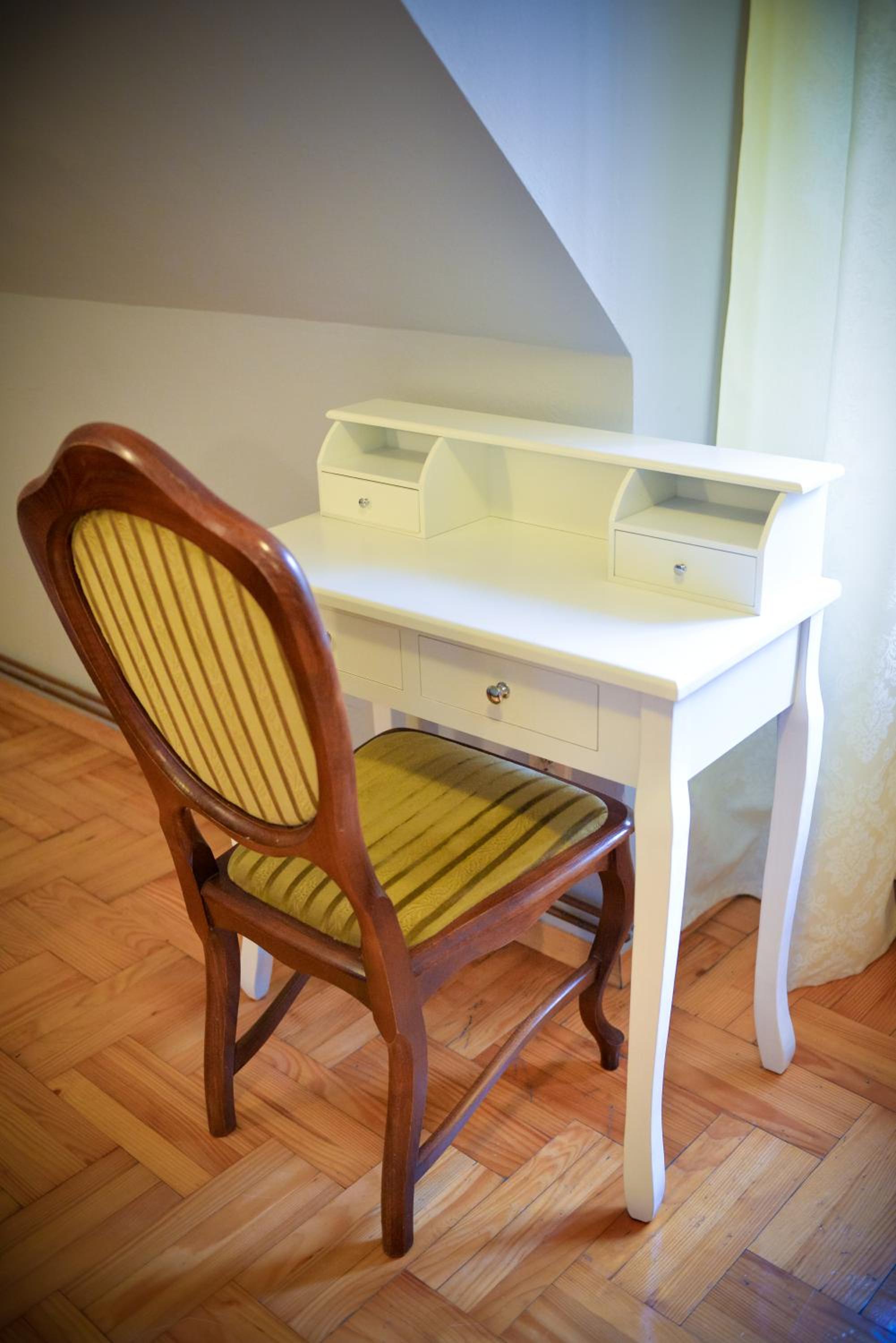 Standard Double or Twin Room - Photo 13