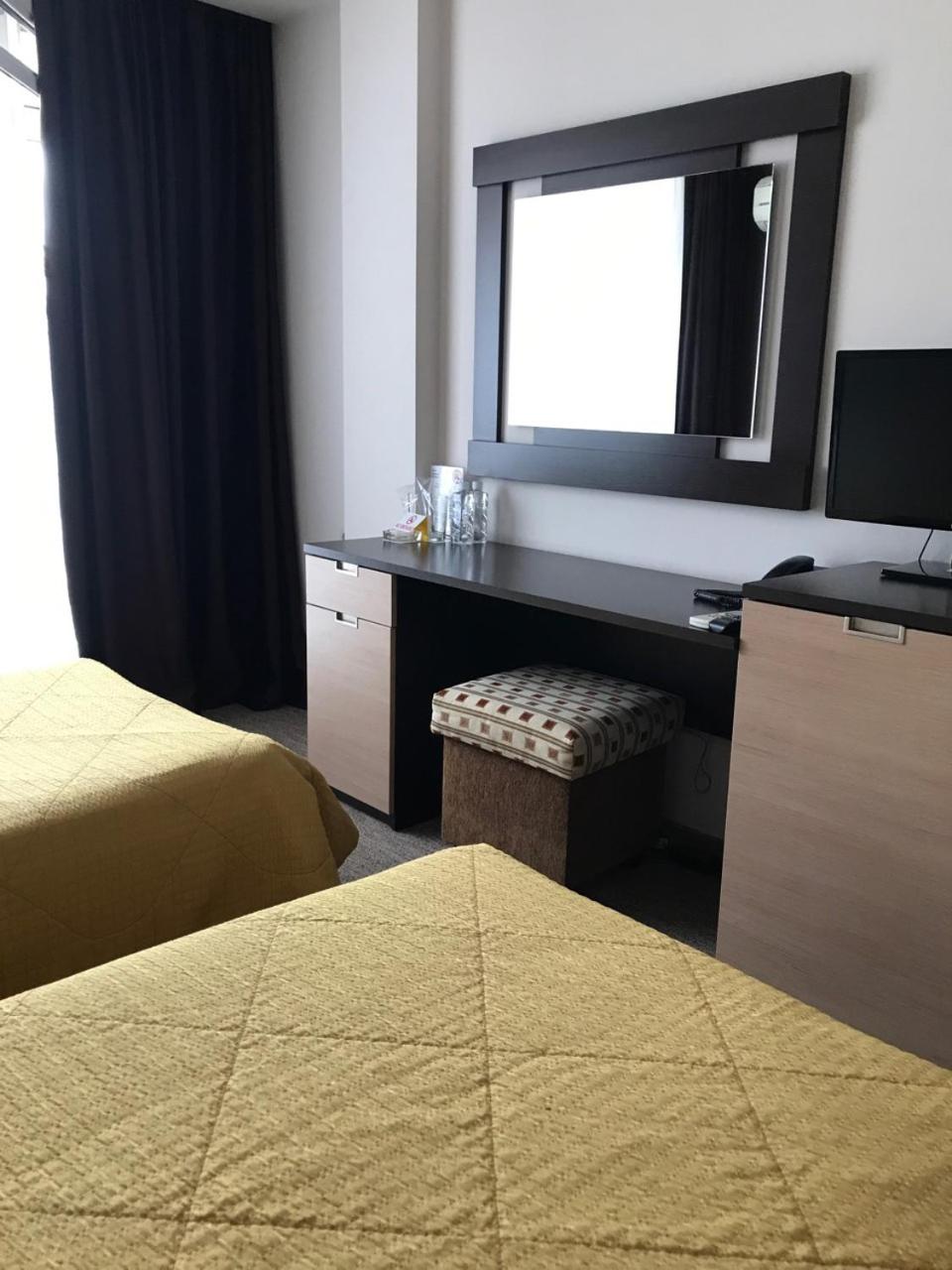 Deluxe Twin Room photo 2