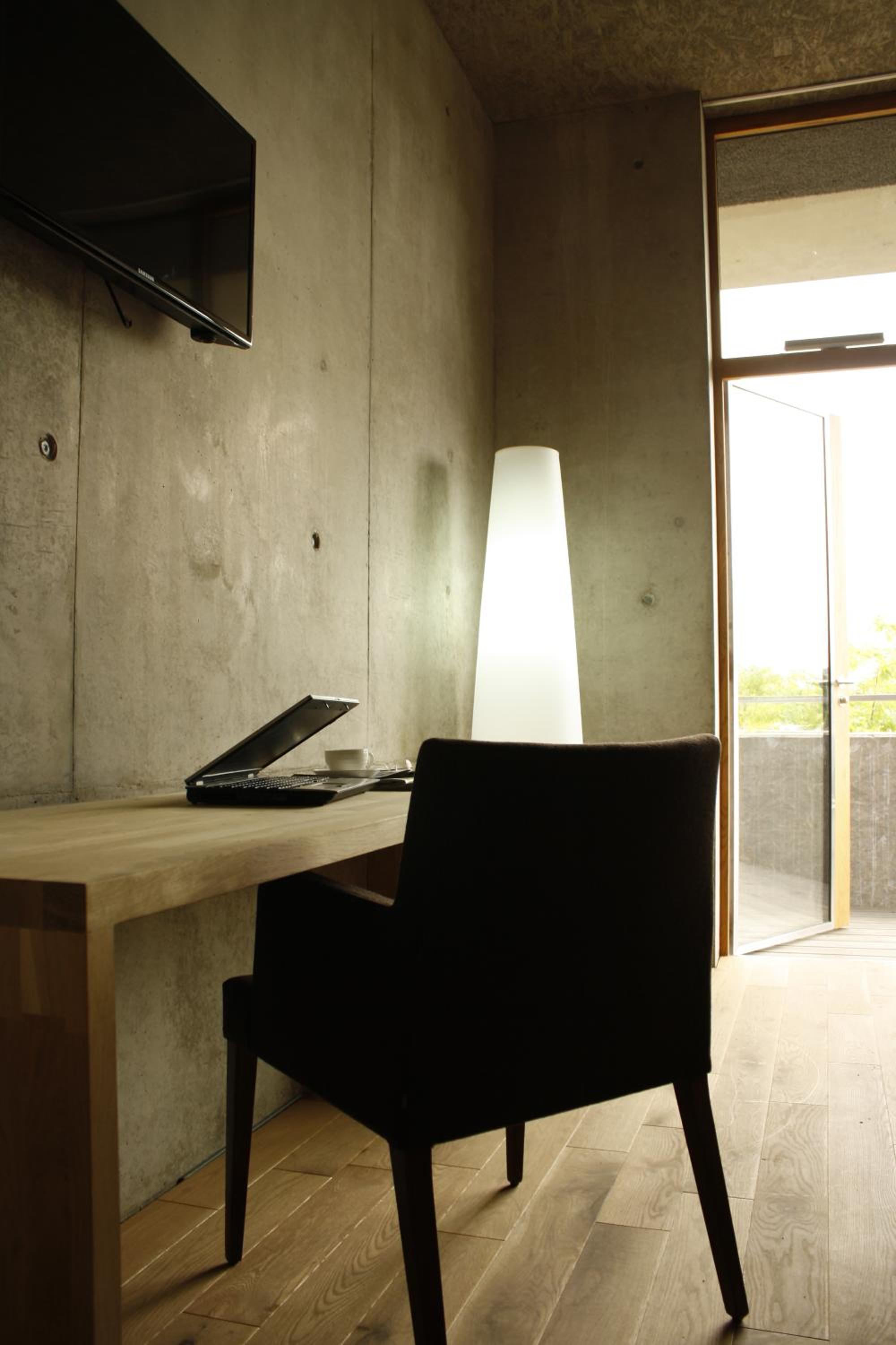 Double or Twin Room with Terrace