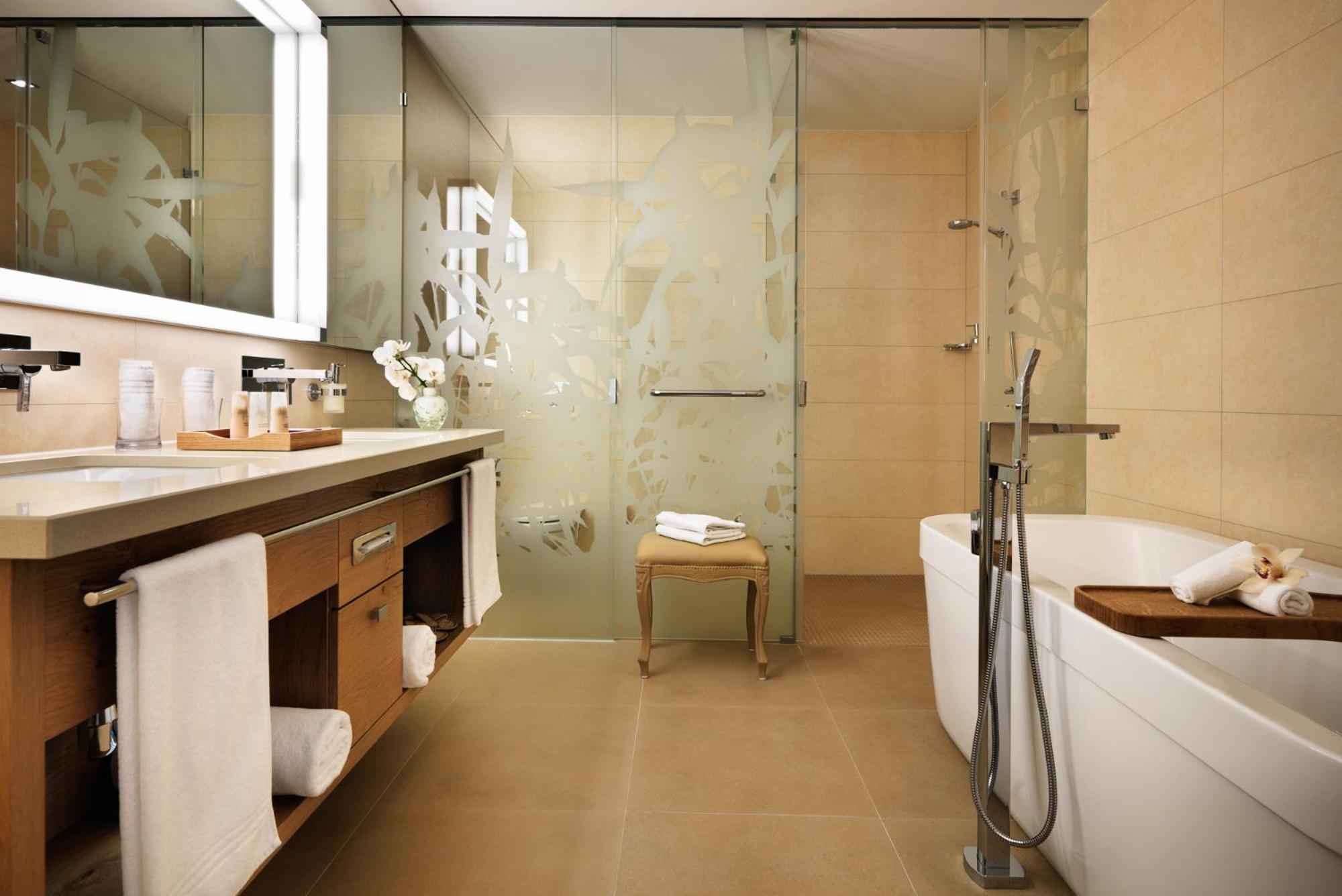 Junior Suite South - Photo 6