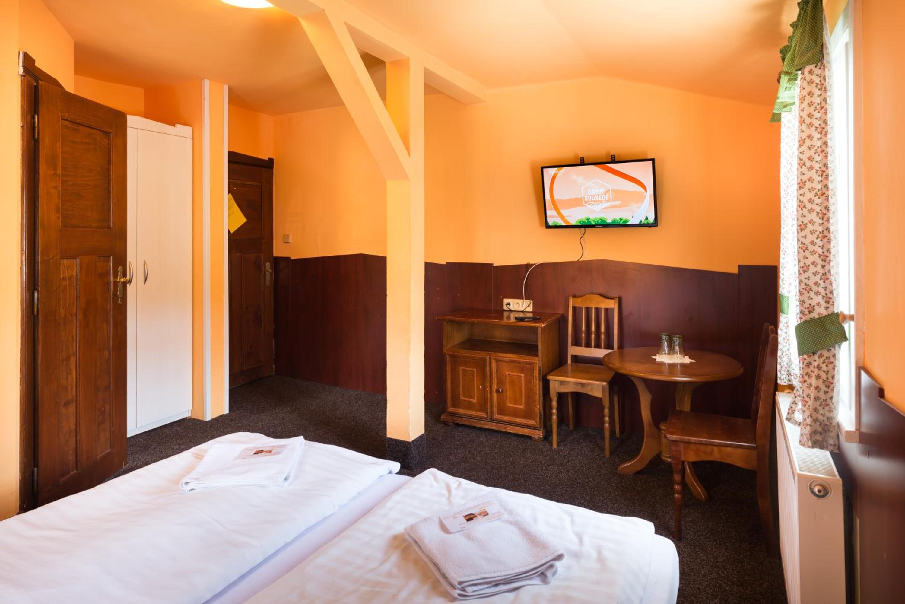 Triple Room - Photo 2