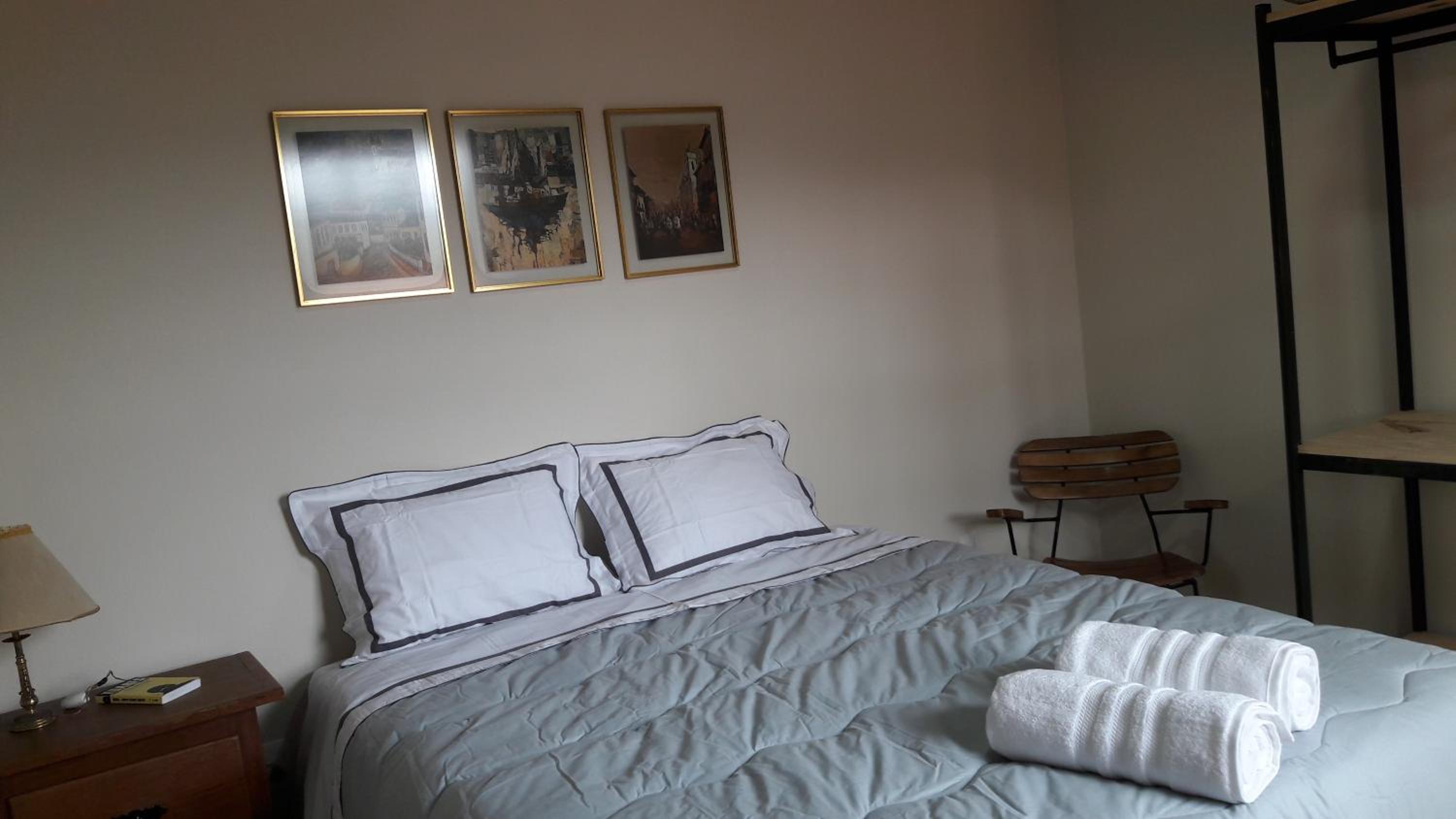 Deluxe Queen Room - Photo 1