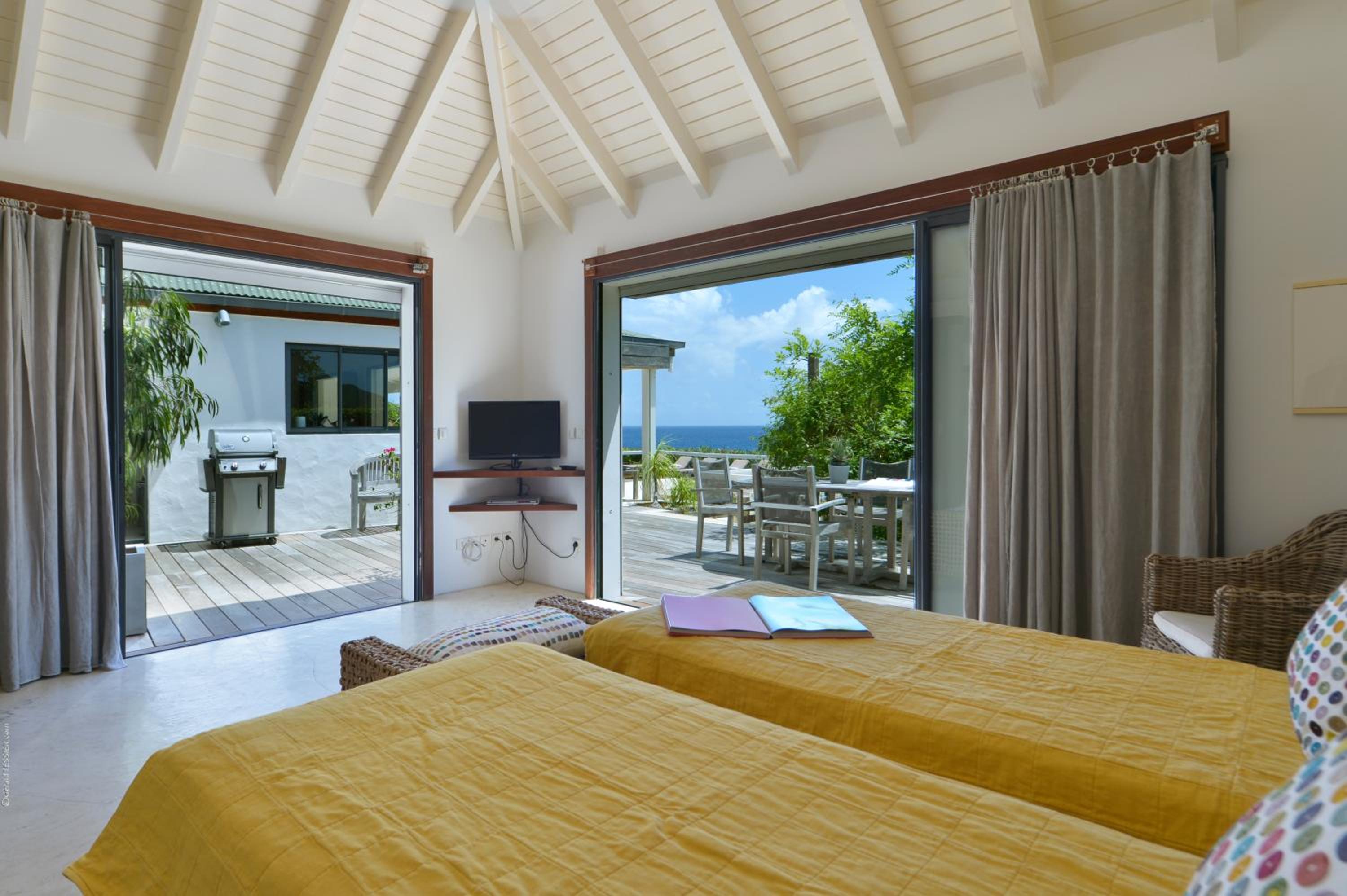 Villa With Sea View photo 1