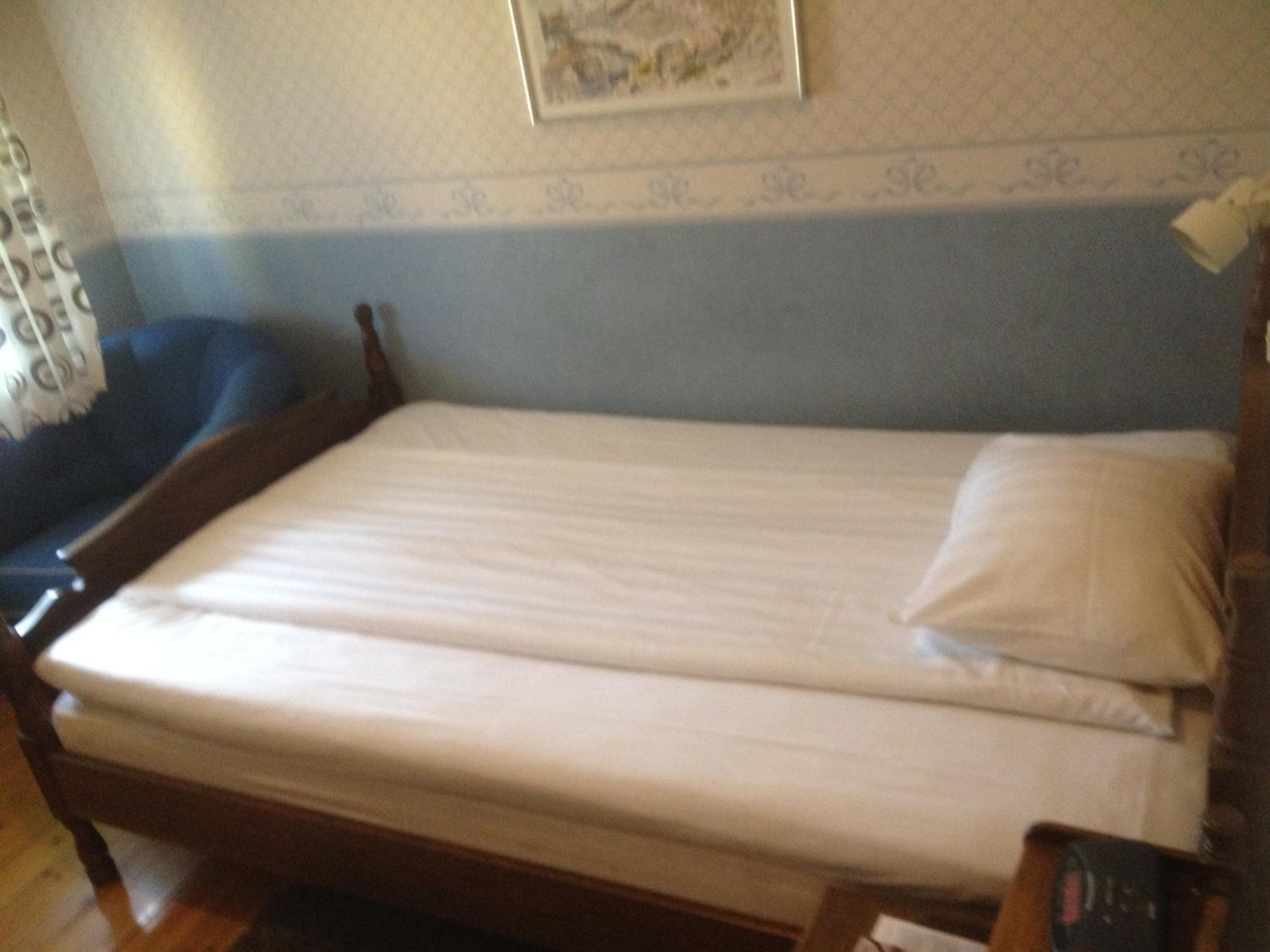 Single Room photo 3
