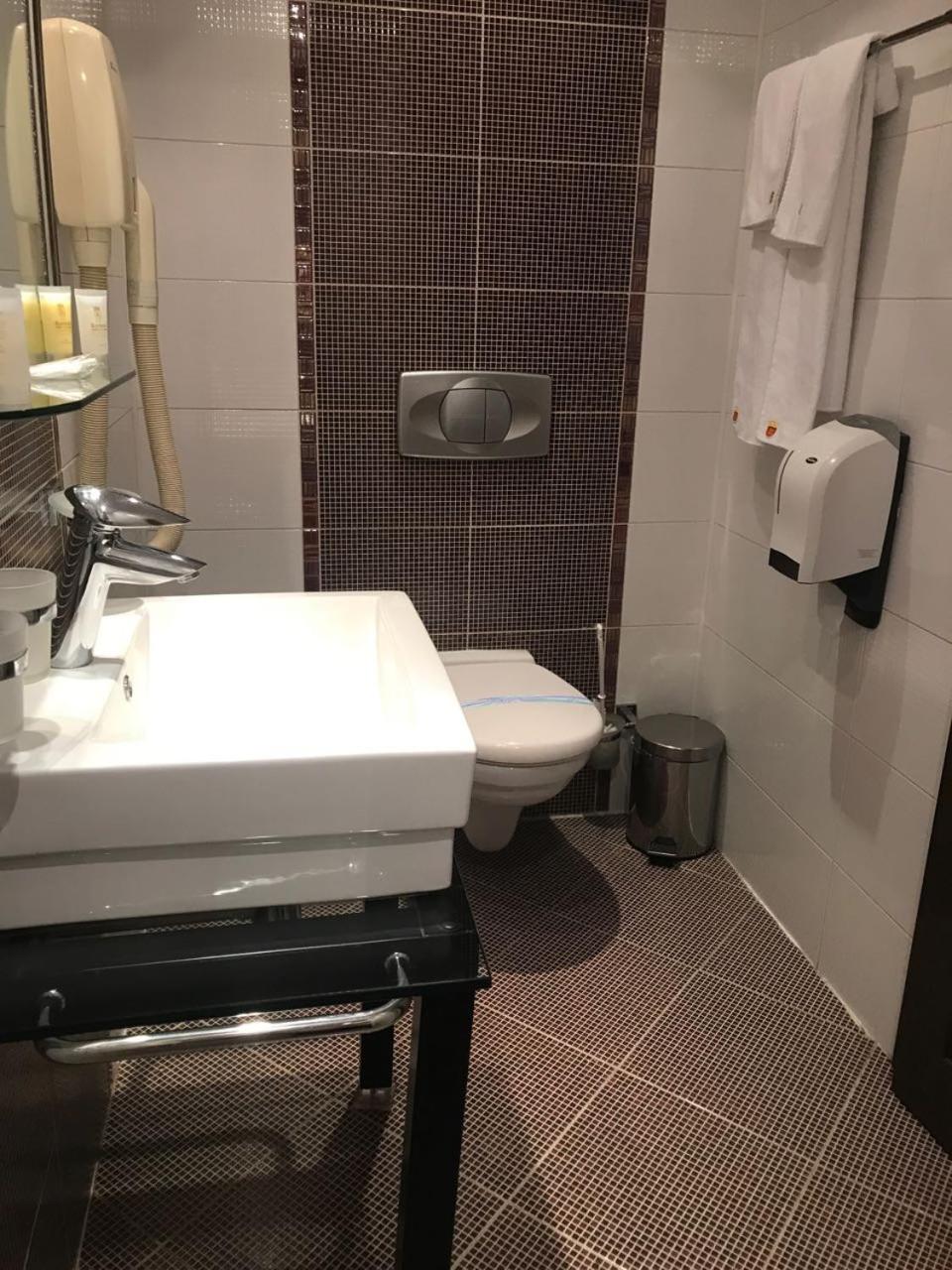 Standard Double or Twin Room photo 2