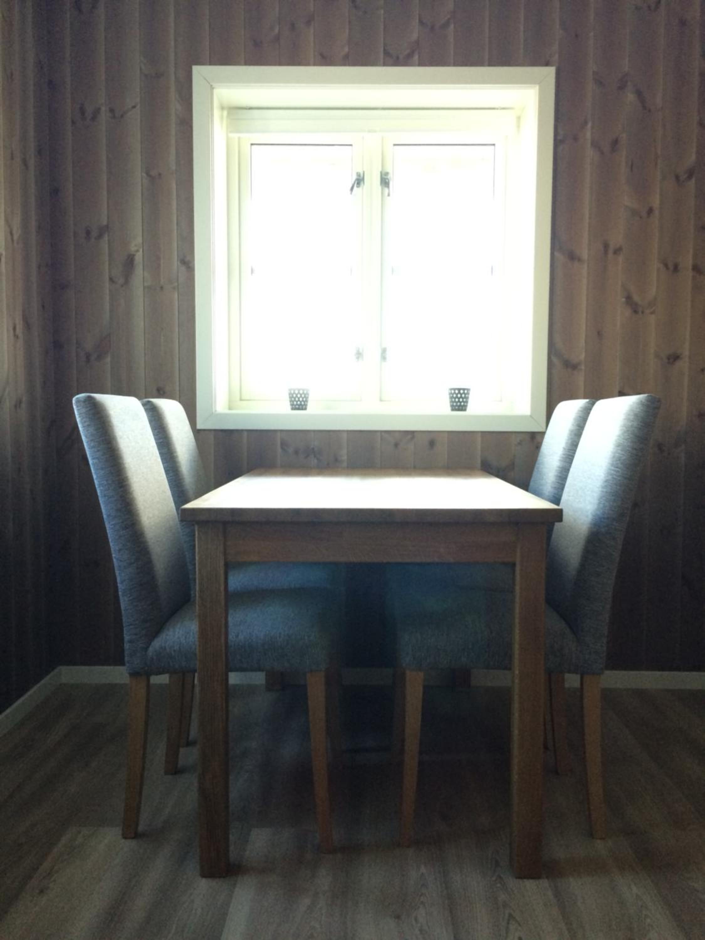 Apartment with Mountain View - Photo 4