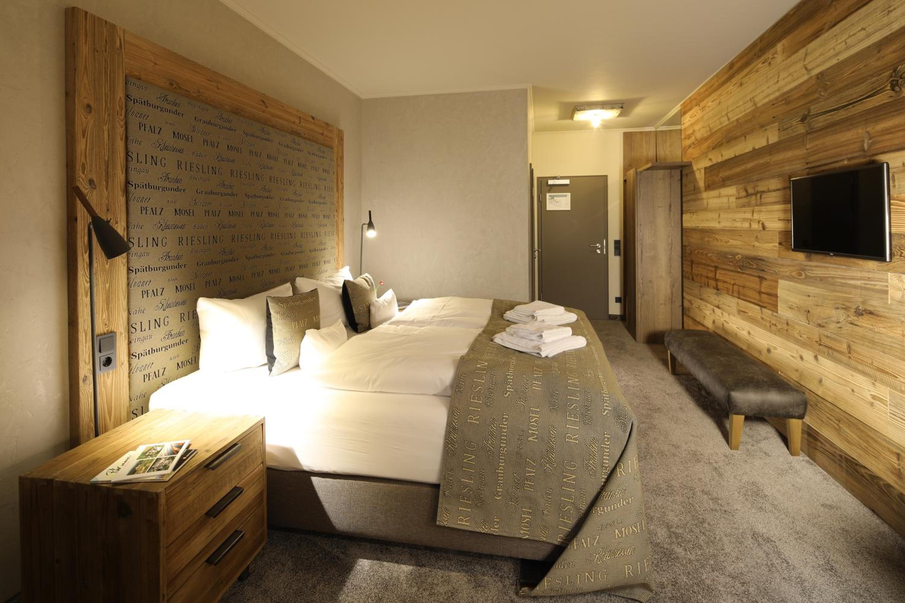 Large Double Room photo 2