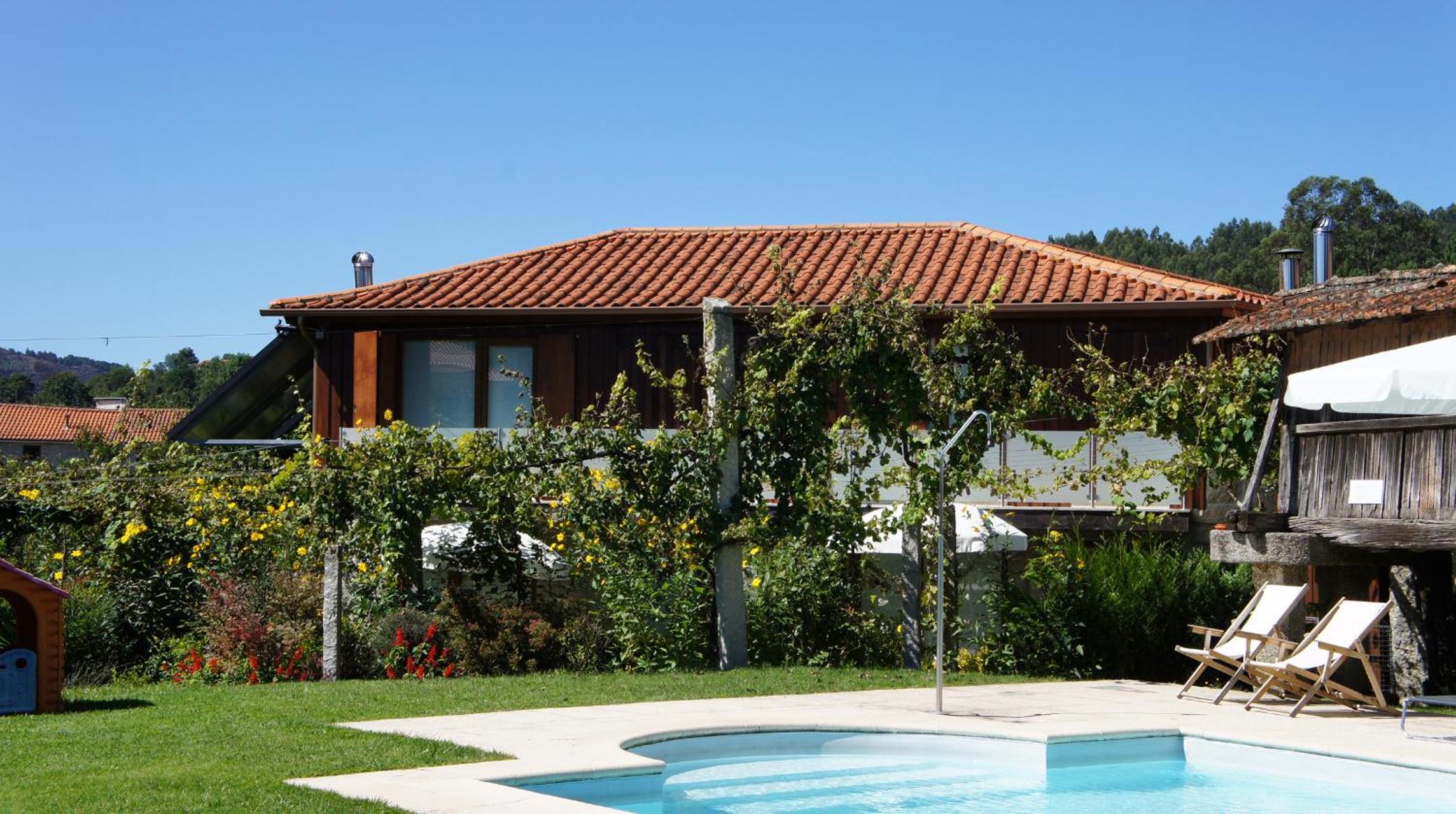 Villa with Garden View - Photo 8