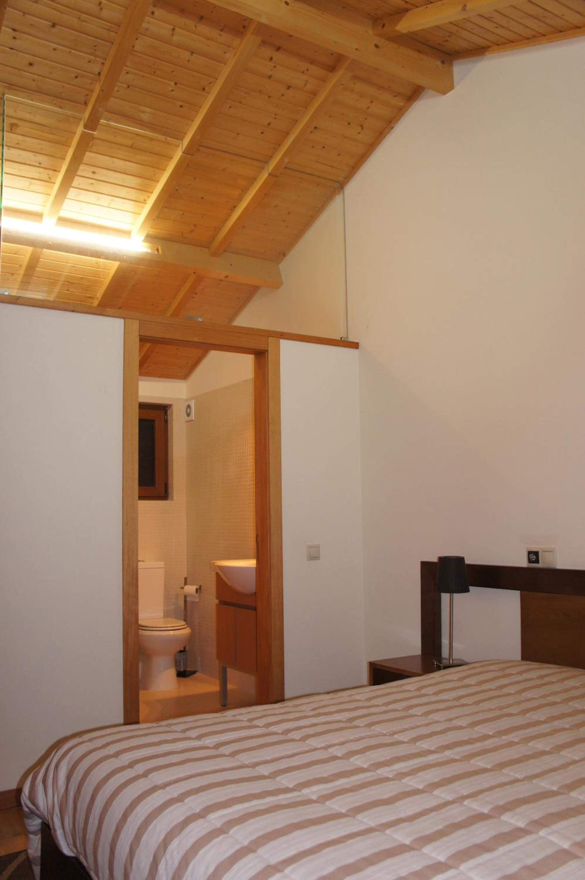 Villa with Garden View - Photo 15