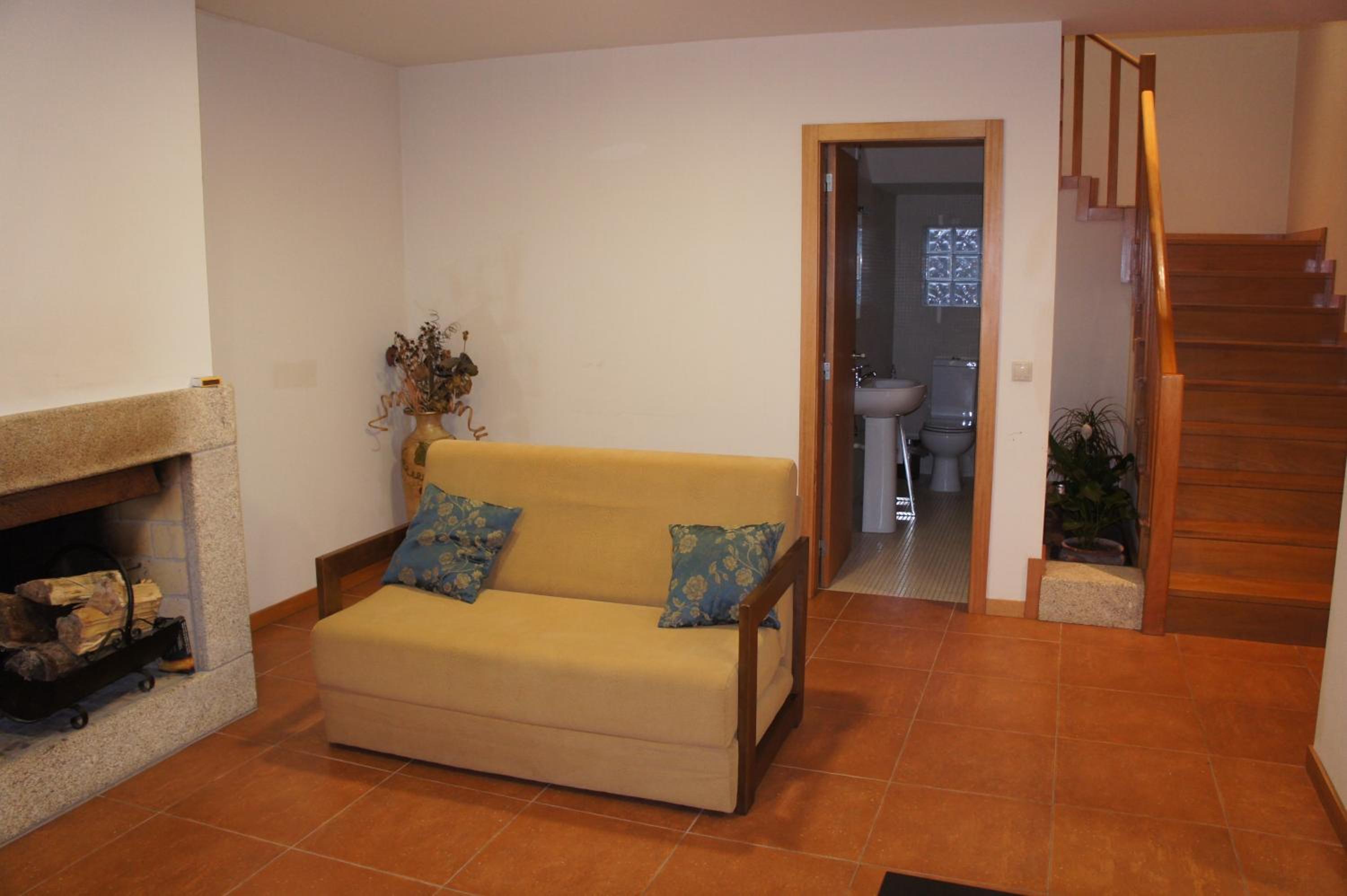 Villa with Garden View - Photo 23