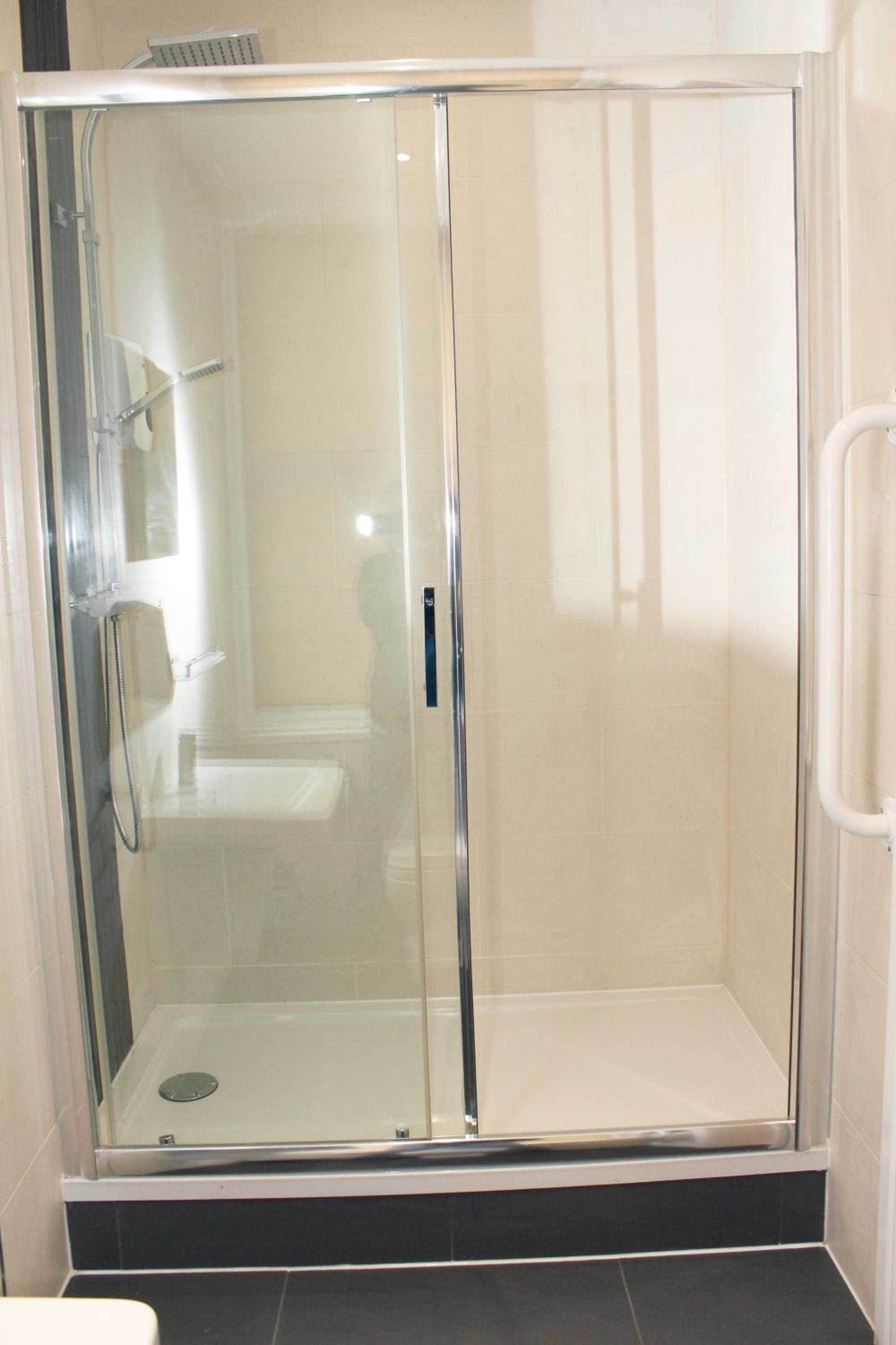Large Double Room photo 2