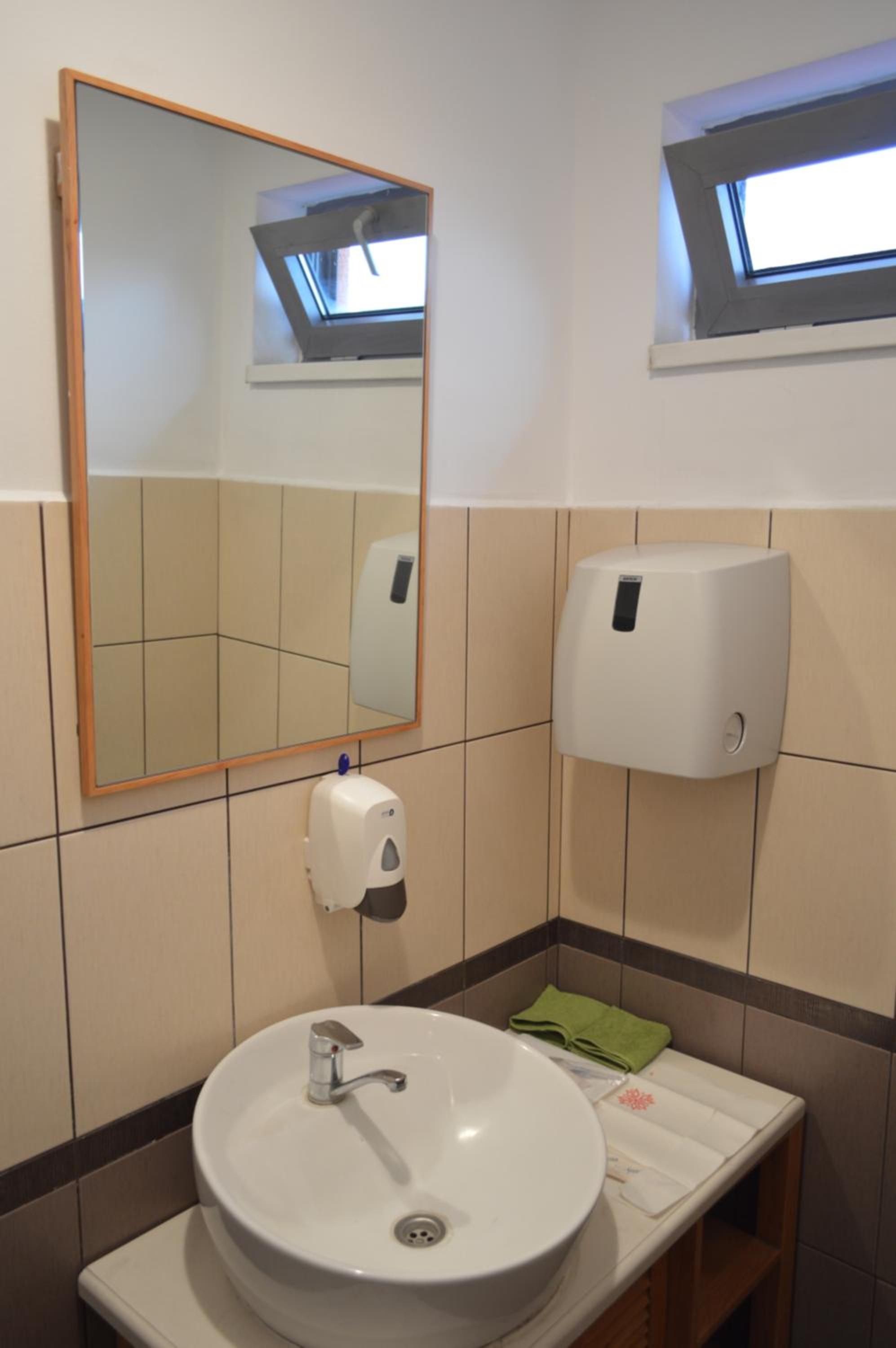 Double Room with Private External Bathroom photo 2