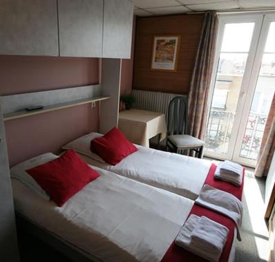 Budget Twin Room photo 3