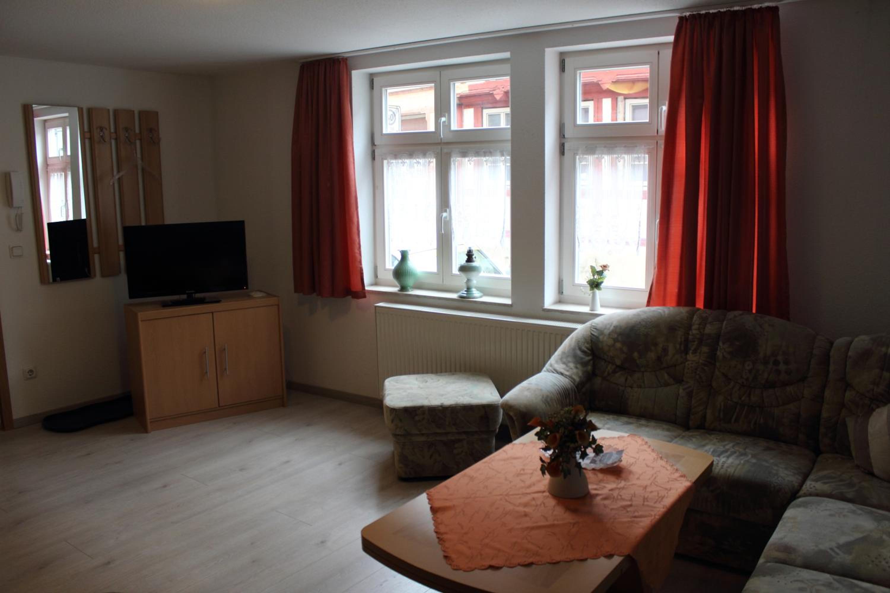 Apartment photo 2