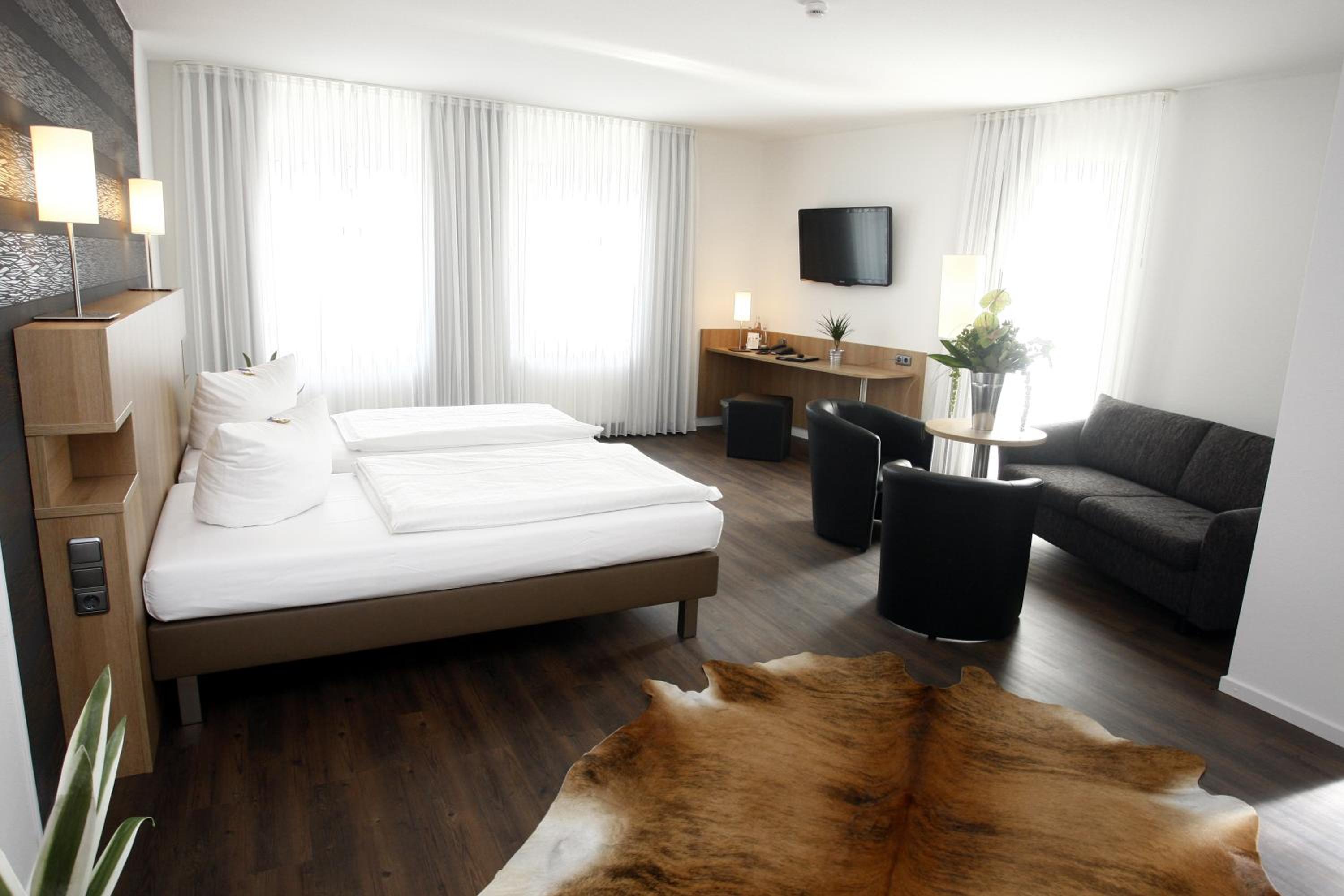 Double Room - Photo 3