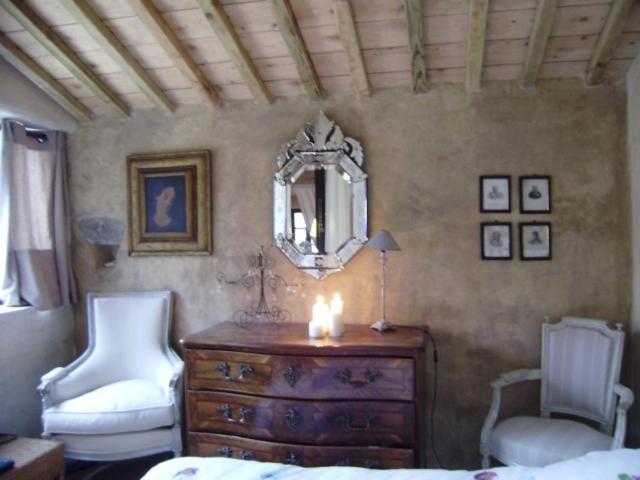 Two-Bedroom House - Photo 8