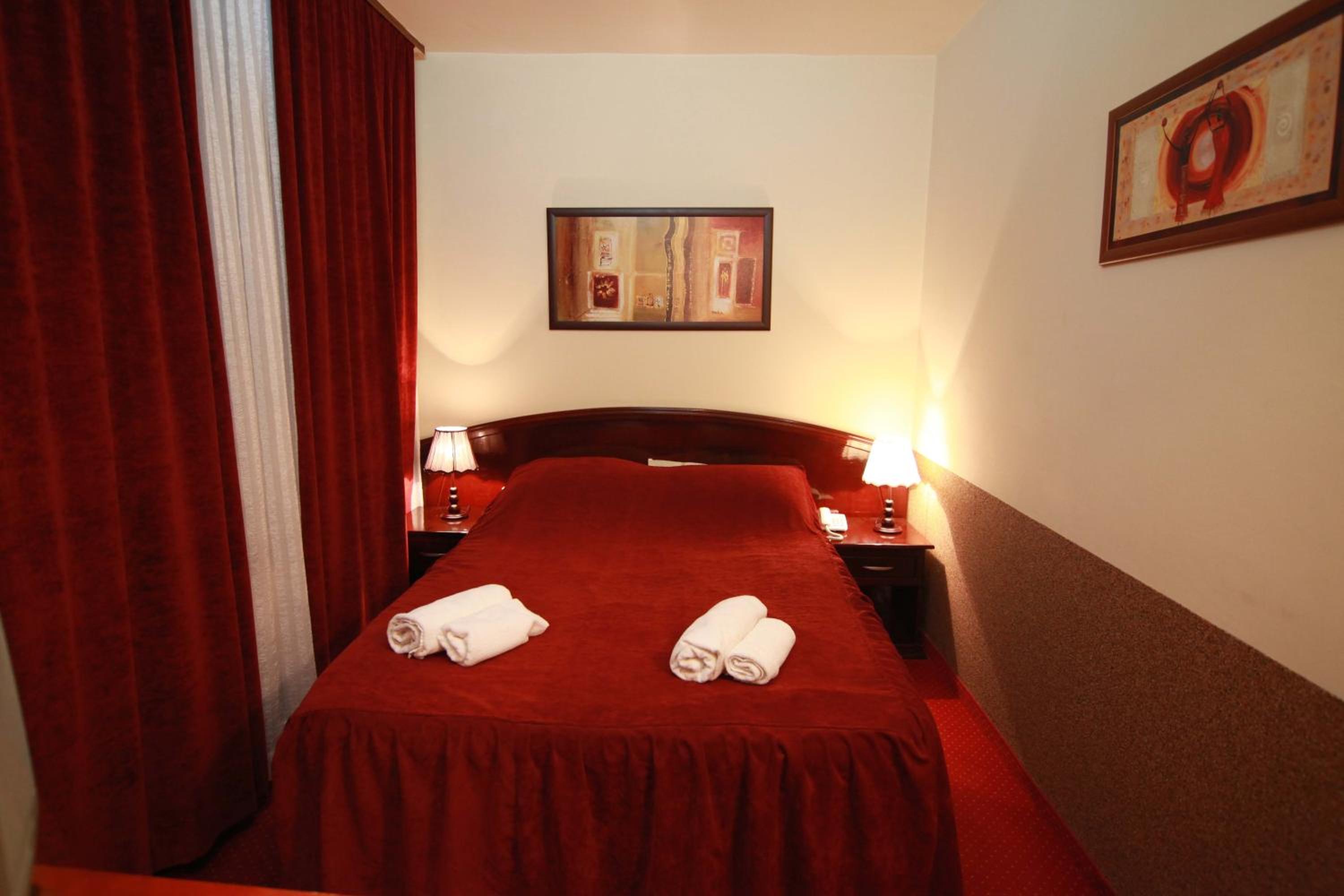 Suite - Photo 4