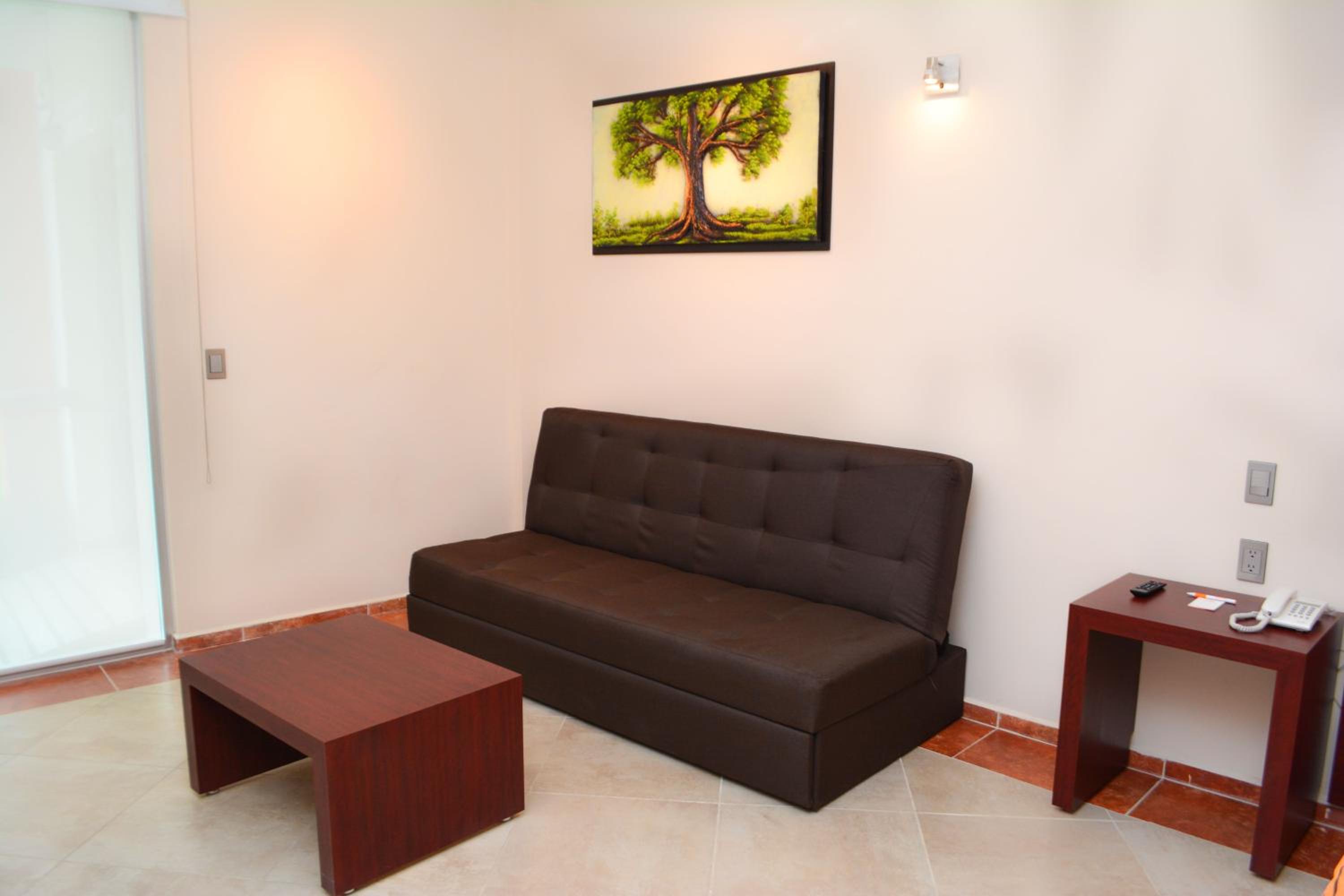 King Suite with Spa Bath photo 3