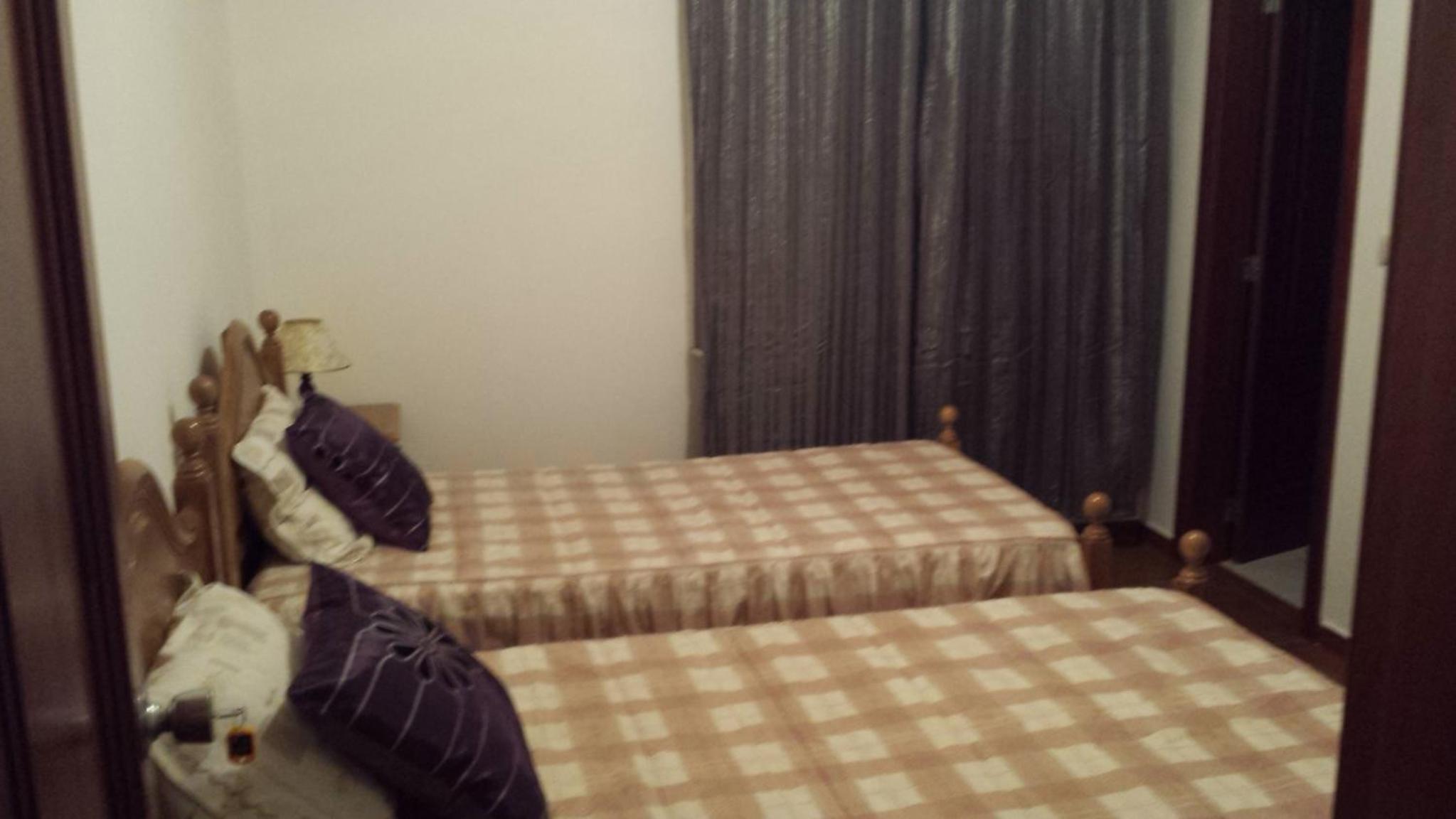 Double Room with Private Bathroom - Photo 8