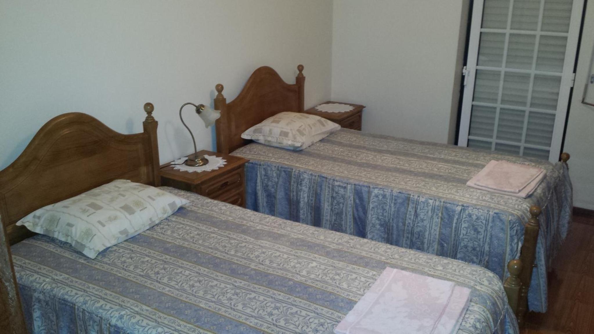 Double Room with Private Bathroom - Photo 5